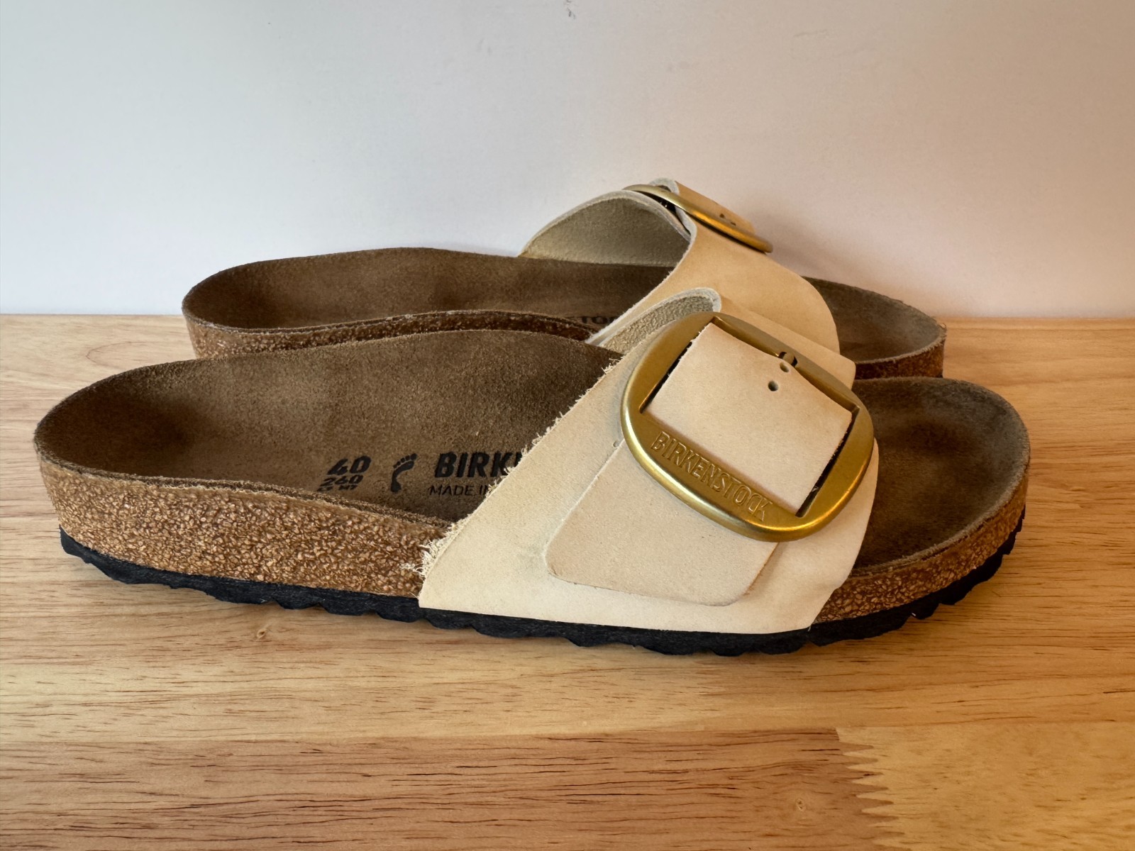 Birkenstock Madrid Big Buckle Sandals Nubuck Leather Beige Women’s US 9 EU 40