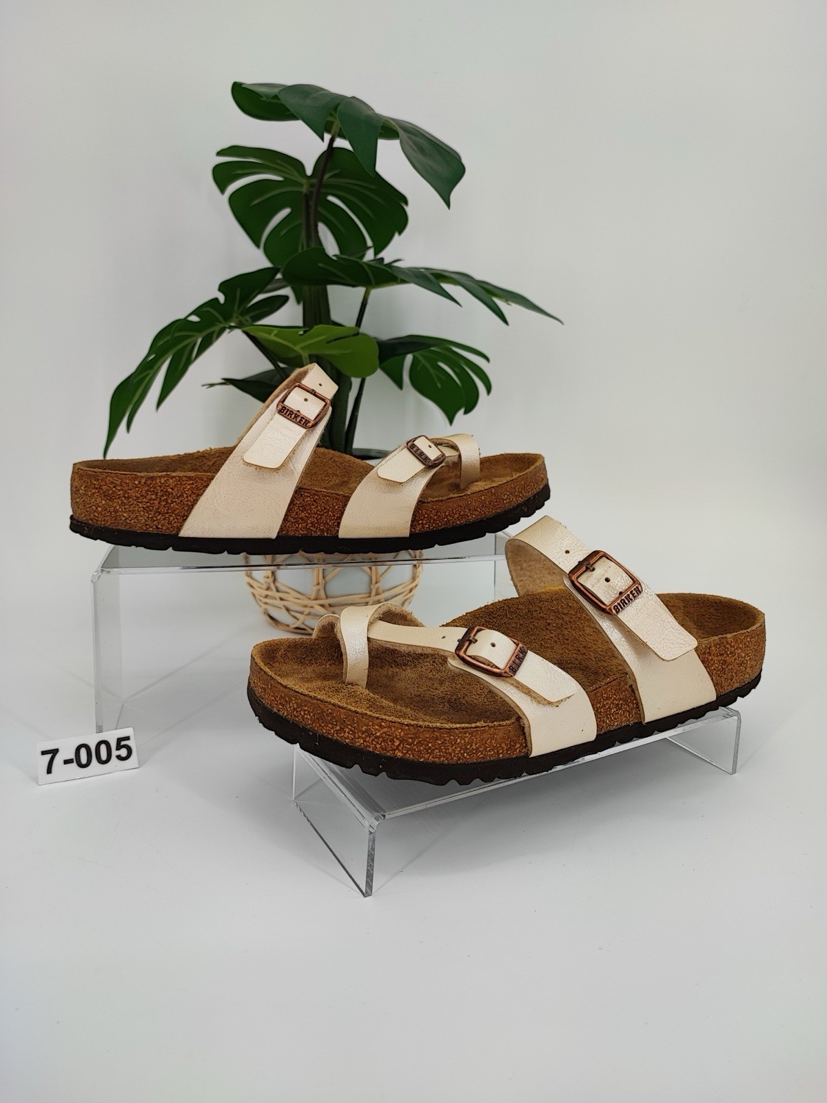 Birkenstock Mayari Women’s Size 7 US Birko-flor Beige Sandals Casual