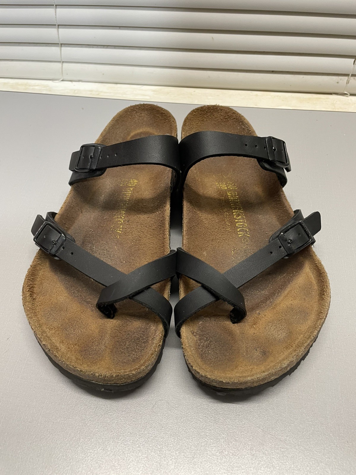Woman’s Sandals Birkenstock Mayari Sandal Black Sz 40 M7/W9