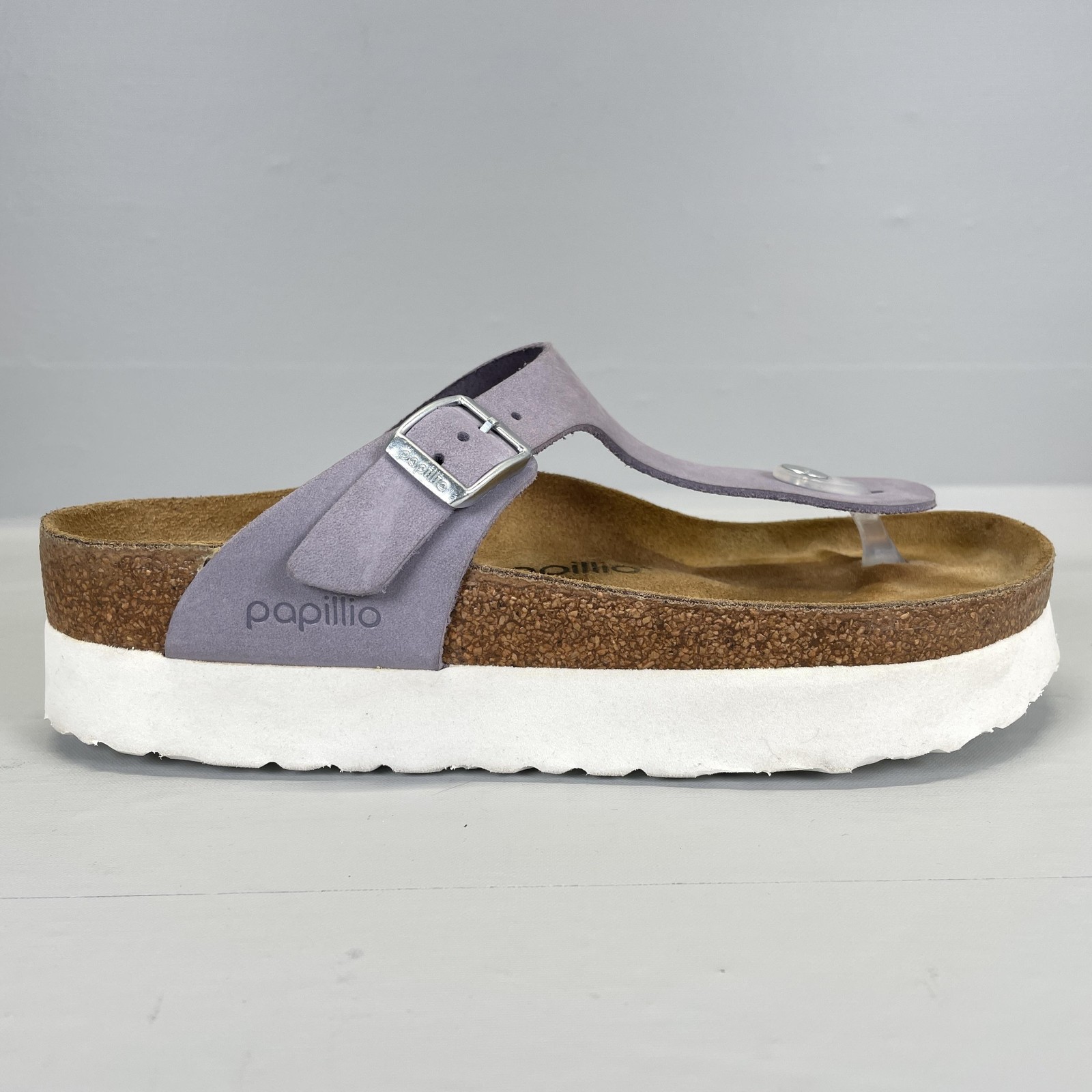 Papillio Birkenstock Gizeh Sandals Womens Size 7 Purple Leather Platform Buckle