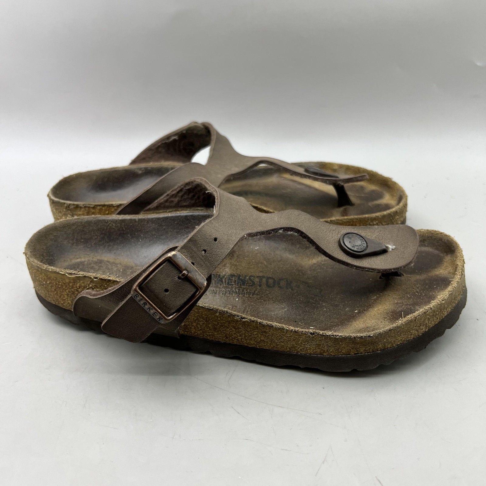 Birkenstock Gizeh Thong Sandals Women Size 6 Brown Cork Buckle Comfort Low Shoes