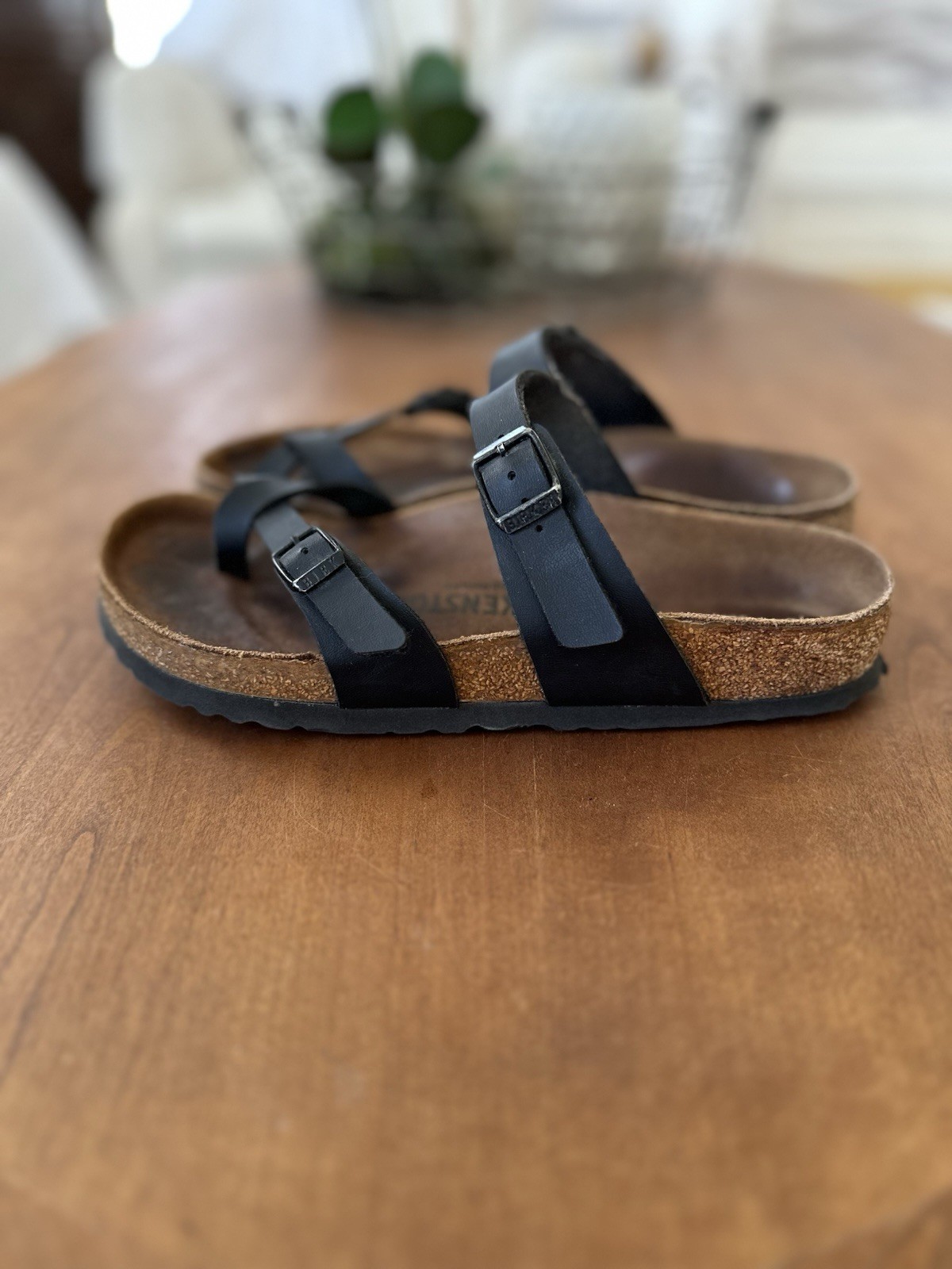 Birkenstock Mayari Birko-Flor Women’s Size EU37 US 6 Black Toe Strap Sandals