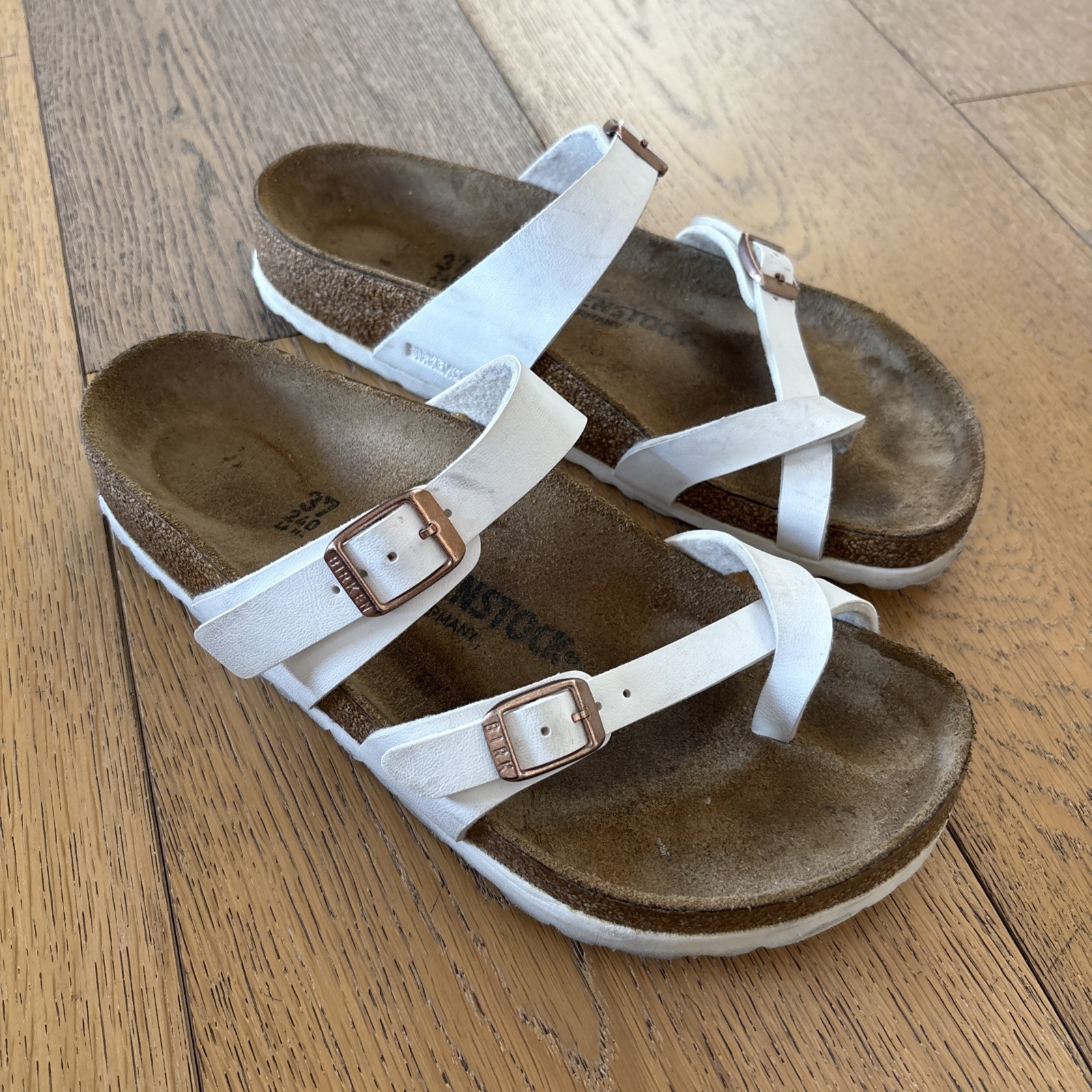 Birkenstock Mayari Women’s Sandals White Leather, Rose Tone Buckle Size 37 US 6