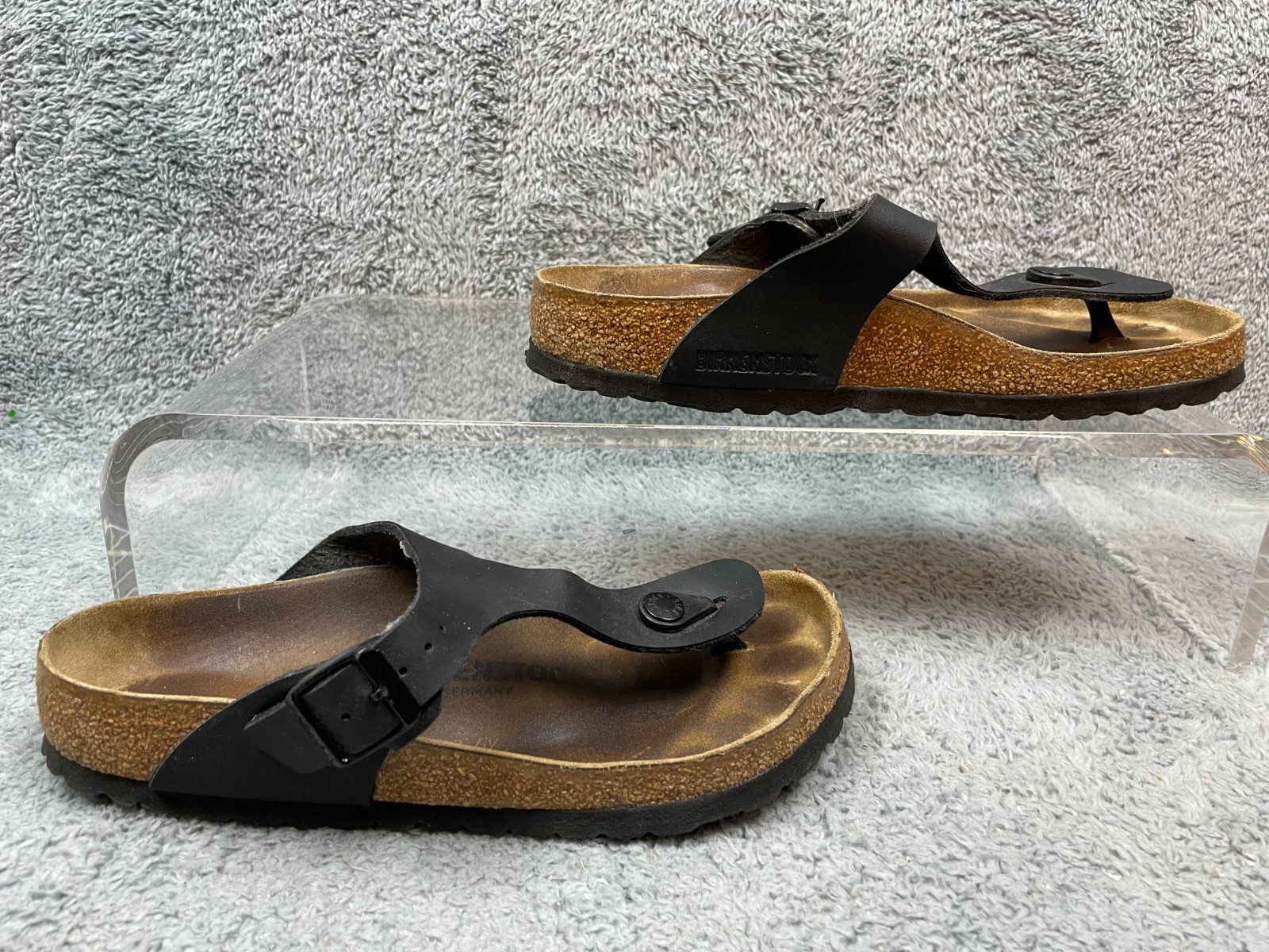 Birkenstock Sandals Womens 36 / 5 Gizeh Birkibuc Brown Leather T Strap Slip On