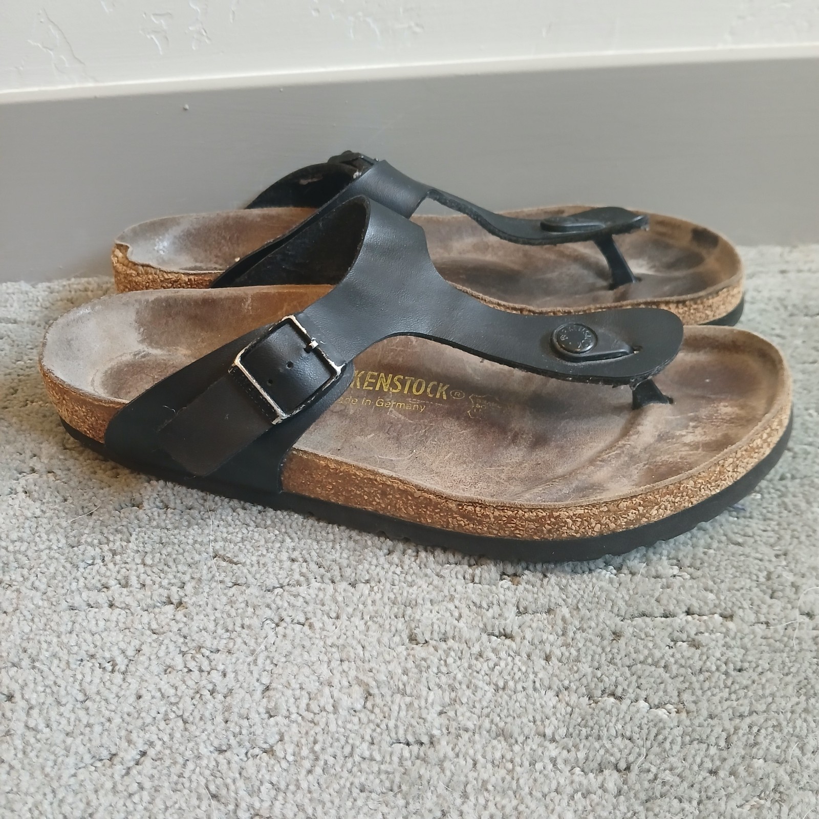 Birkenstock Gizeh Synthetic Sandals Size Eu 41 US 10 Black Boho Festival Hippie