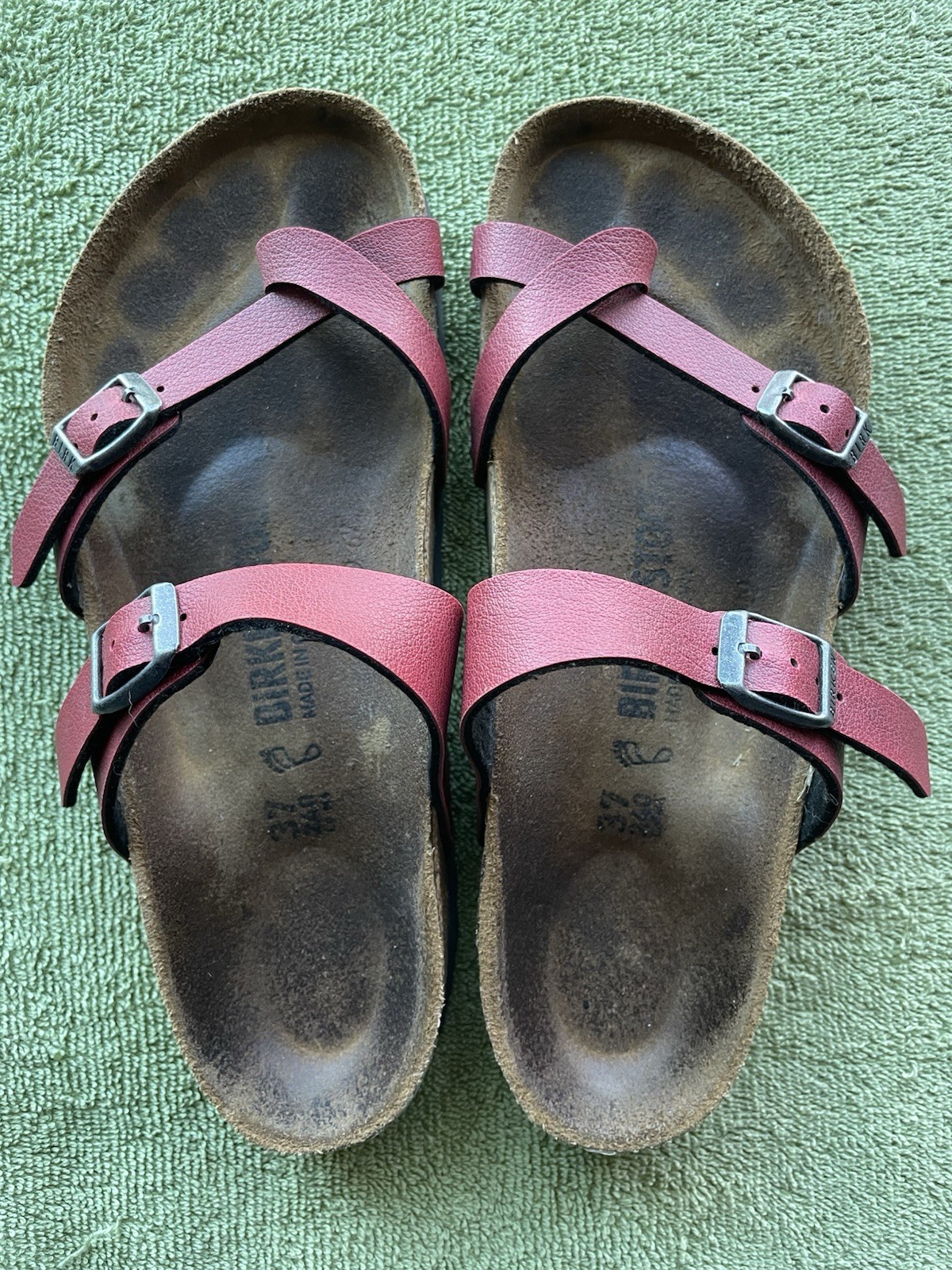 Birkenstock Mayari Red Birko-Flor Toe Loop Sandals, Size 37 GUC