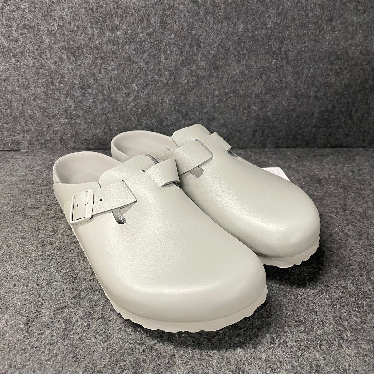 BIRKENSTOCK Boston Leather Men’s Size 10 Mineral Gray 1026764