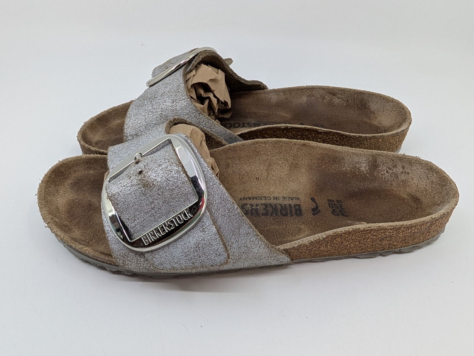 🔥Birkenstock Madrid Big Buckle Metallic Silver Leather Womens Size 8 EU 39