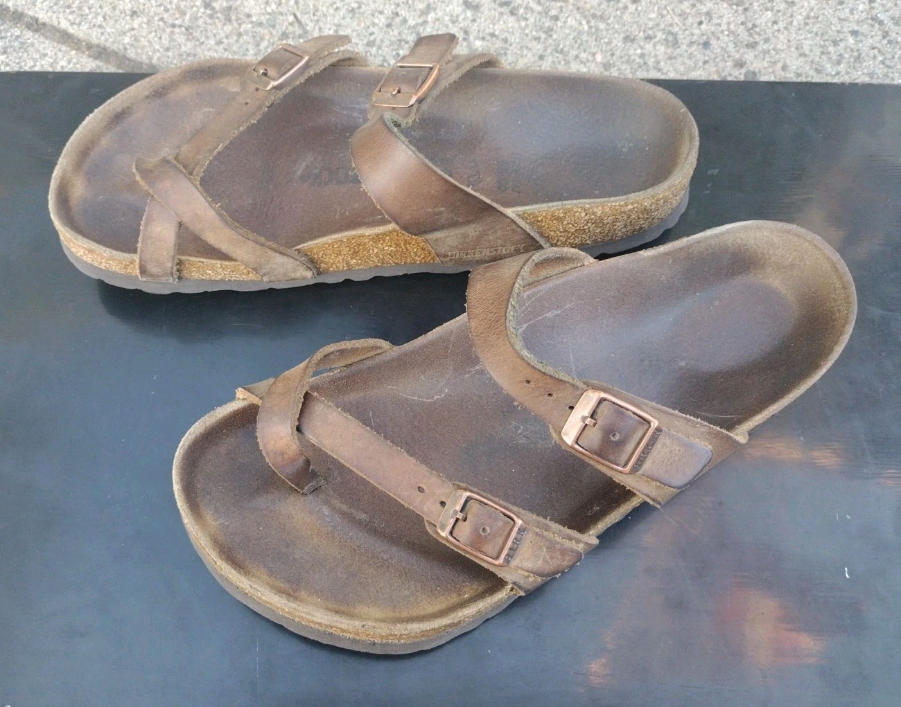 BIRKENSTOCK MAYARI Size 38 (USW 7 – 7.5) Leather Sandals Slides