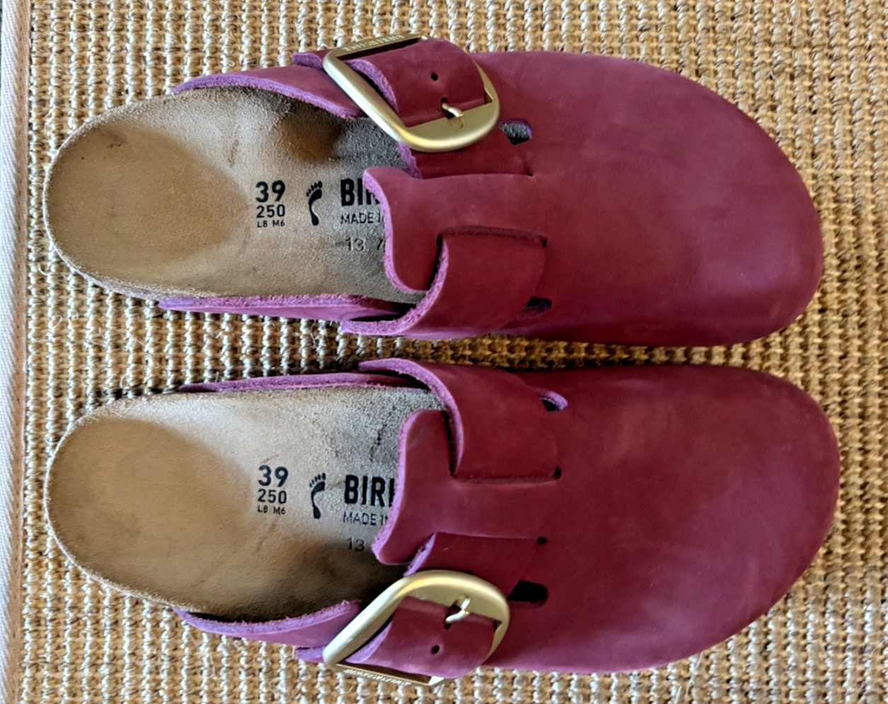 Birkenstock Boston Big Buckle Size 39 US 8 Berry Crush Maroon Suede Pre-Owned