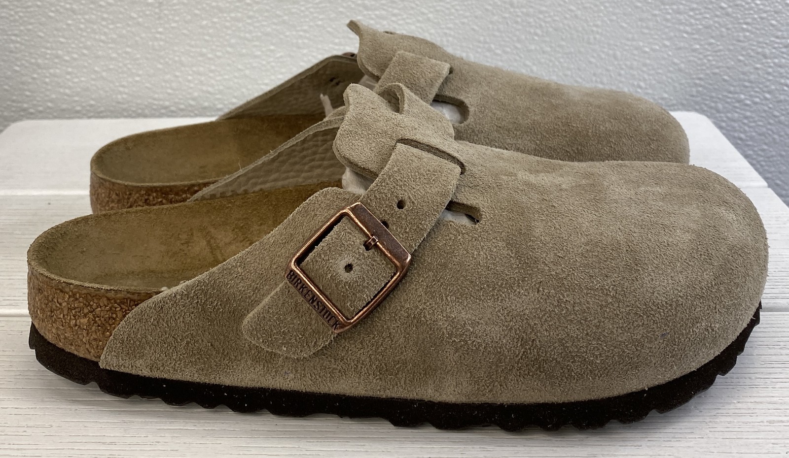 Birkenstock Boston Softbed Clogs Unisex Size M4 W6 Suede Taupe Casual Slip On