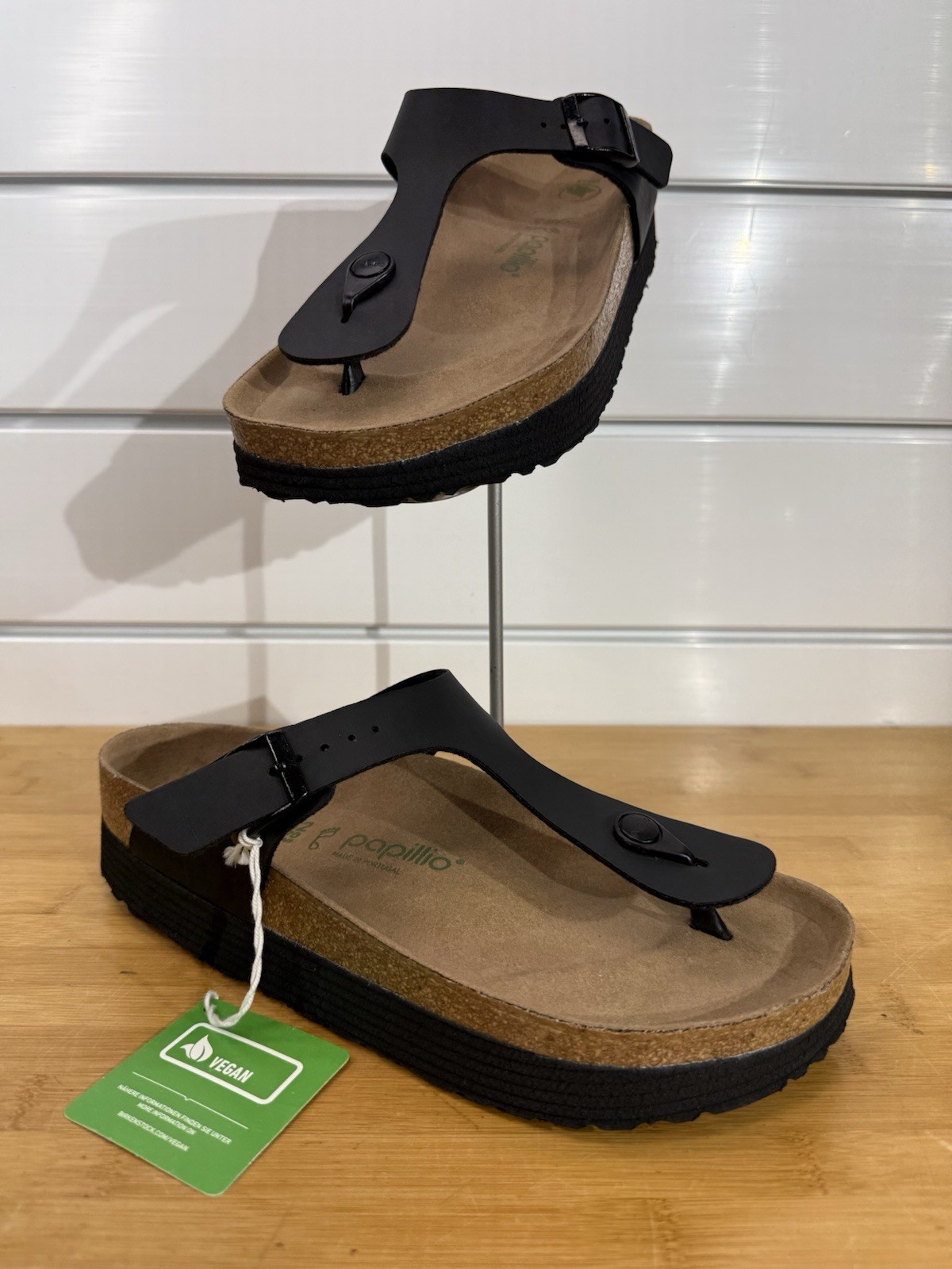 Papillio Birkenstock US 11 EU 42 Women’s Sandals Gizeh Black Platform Vegan NWT