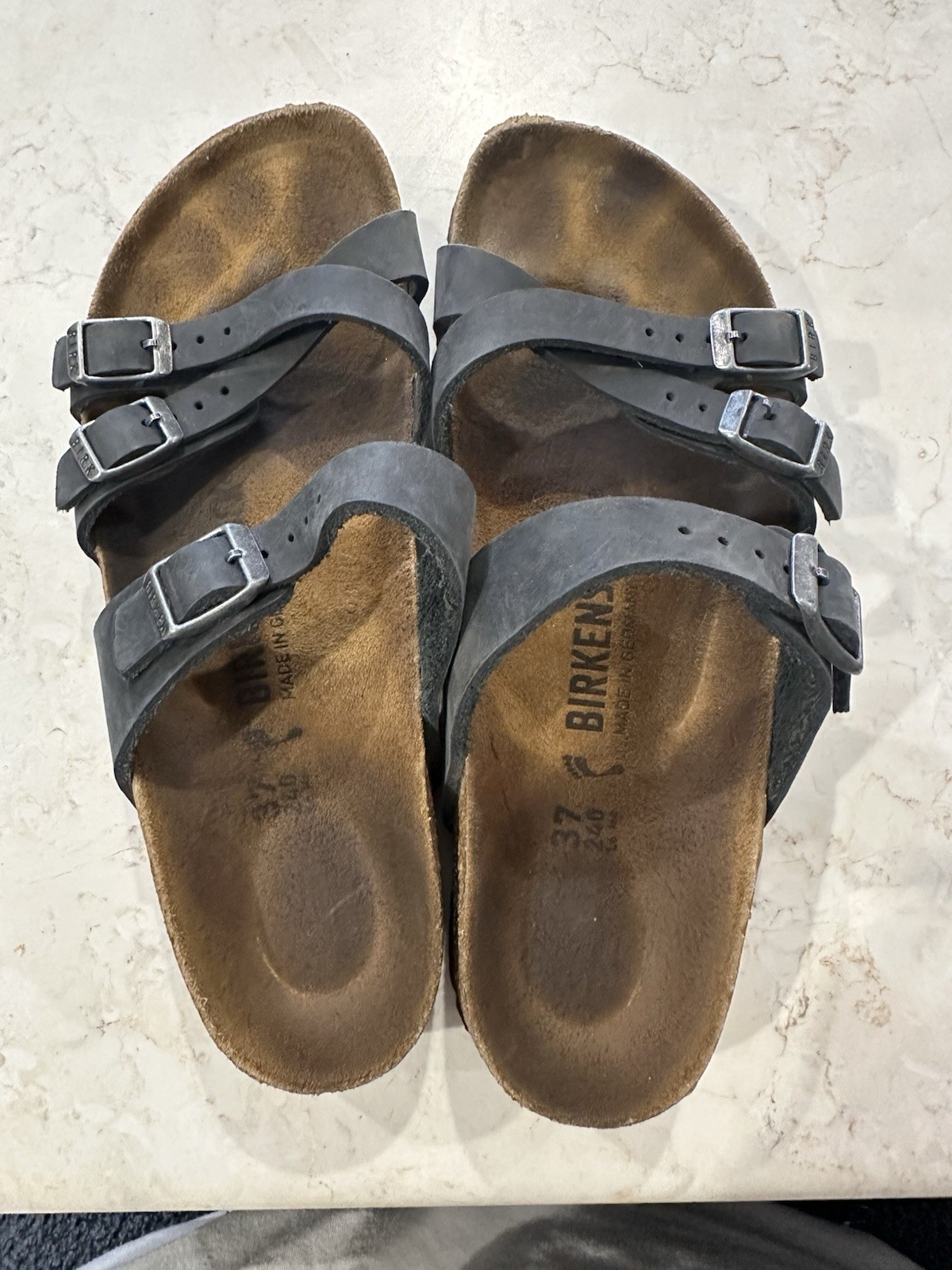 Birkenstock Mayari Womens 6 Sandals Slip On Strappy Black Leather Toe Loop EU 37