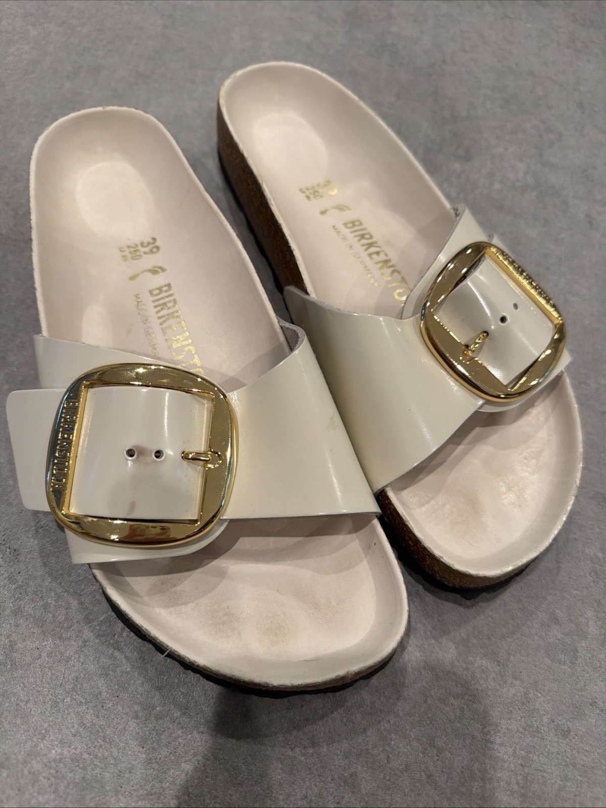 Birkenstock Madrid Big Buckle Slide Sandal Women EU 39/8 Cream Gold Buckle