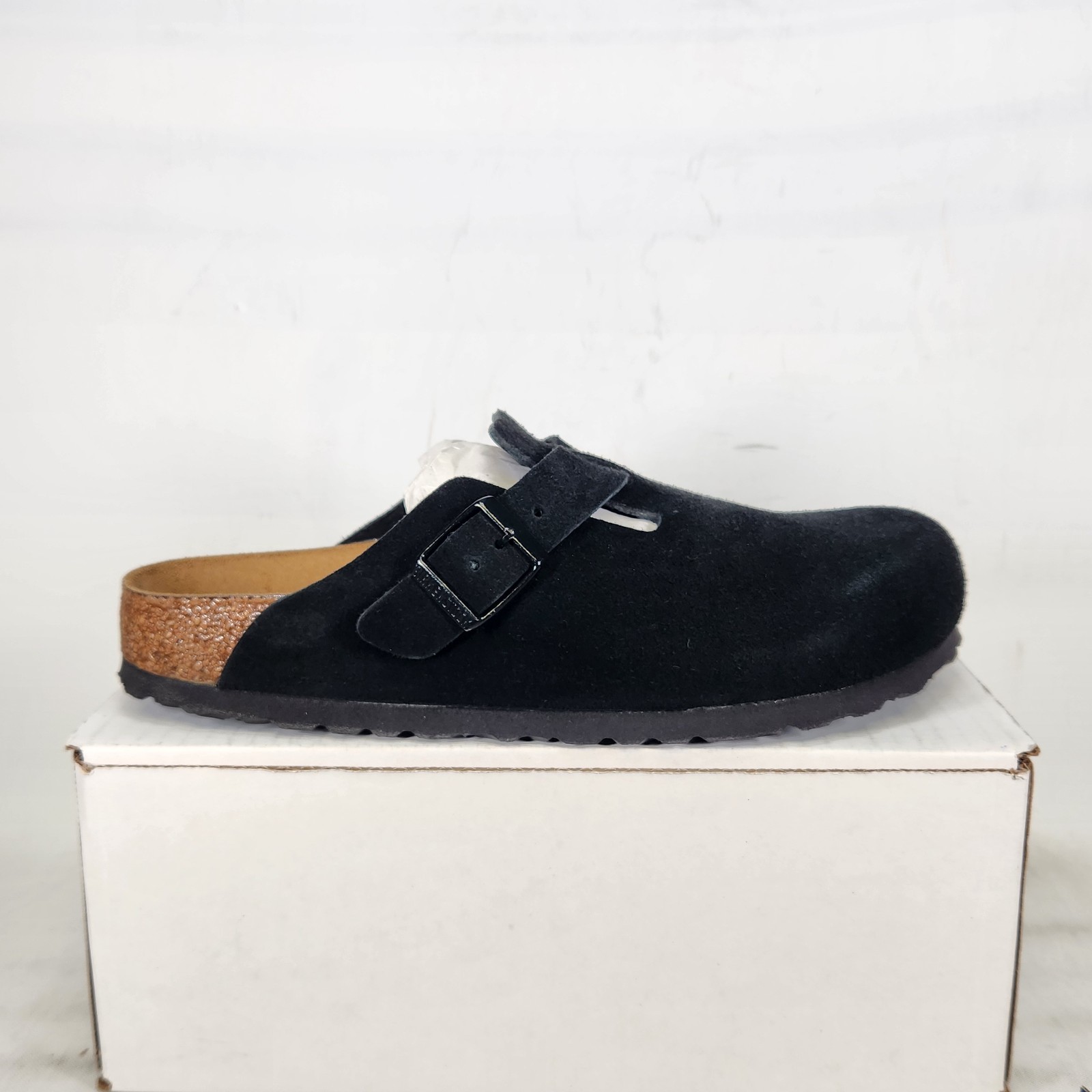 Size 8-8.5 NARROW (EU 39) – Birkenstock Boston Suede – Black Suede – Womens