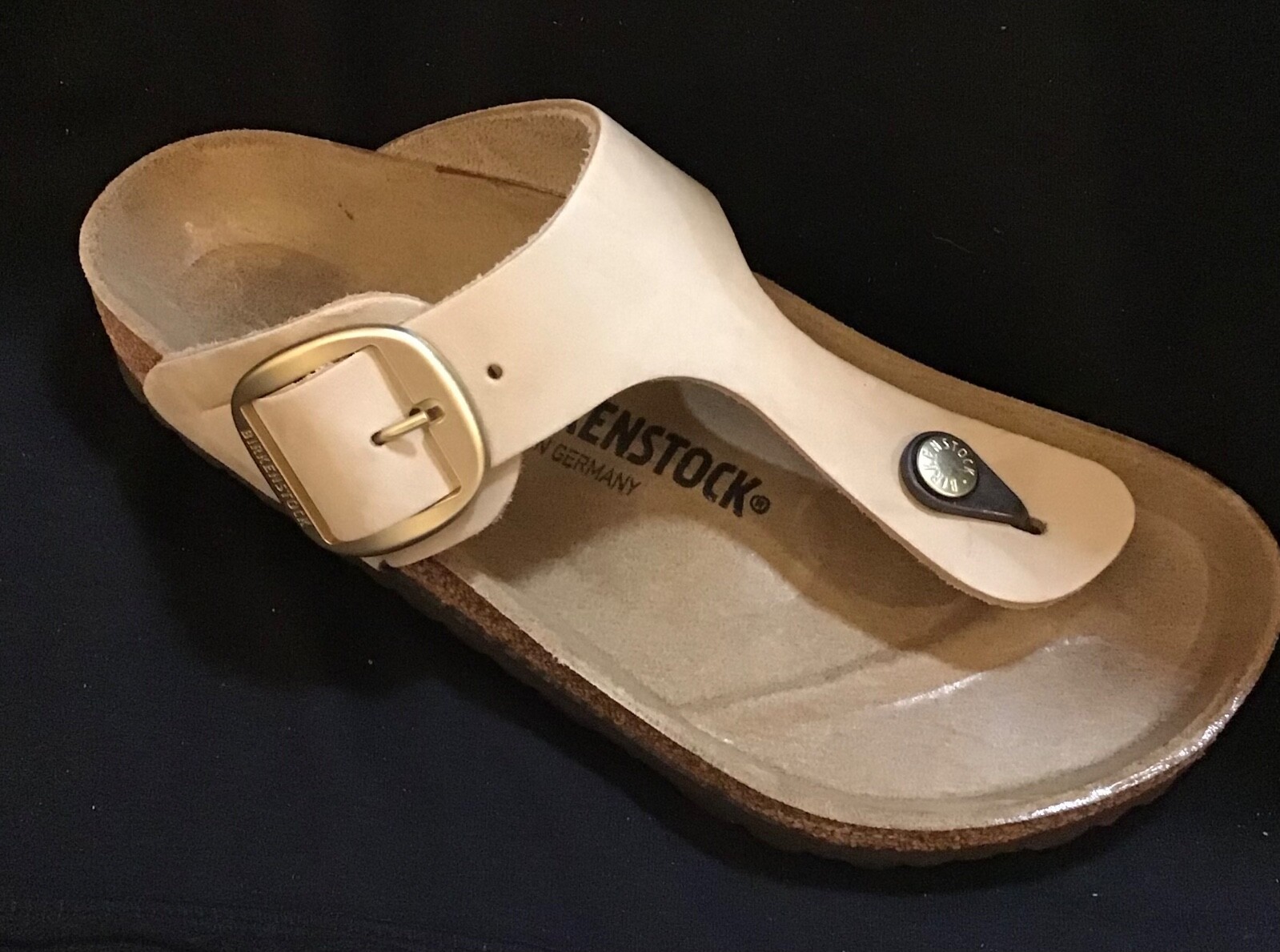 BIRKENSTOCK GIZEH BIG BUCKLE NUBUCK LEATHER SANDCASTLE 38 Ladies 7