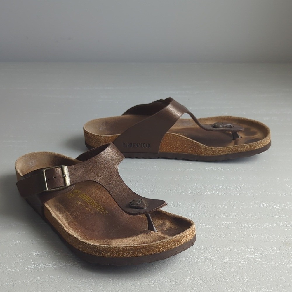 Birkenstock Gizeh Sandals Brown size 41