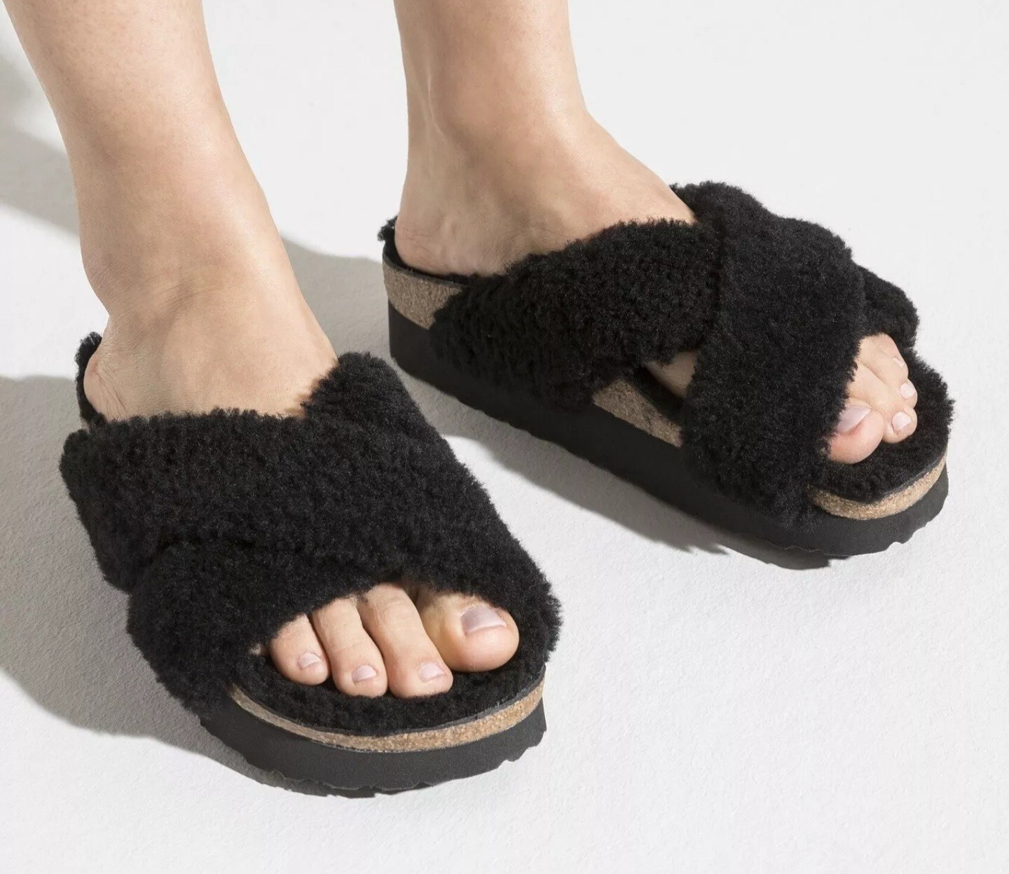 New Women’s BIRKENSTOCK PAPILLIO Black Daytona Shearling Teddy Sandals Size 10