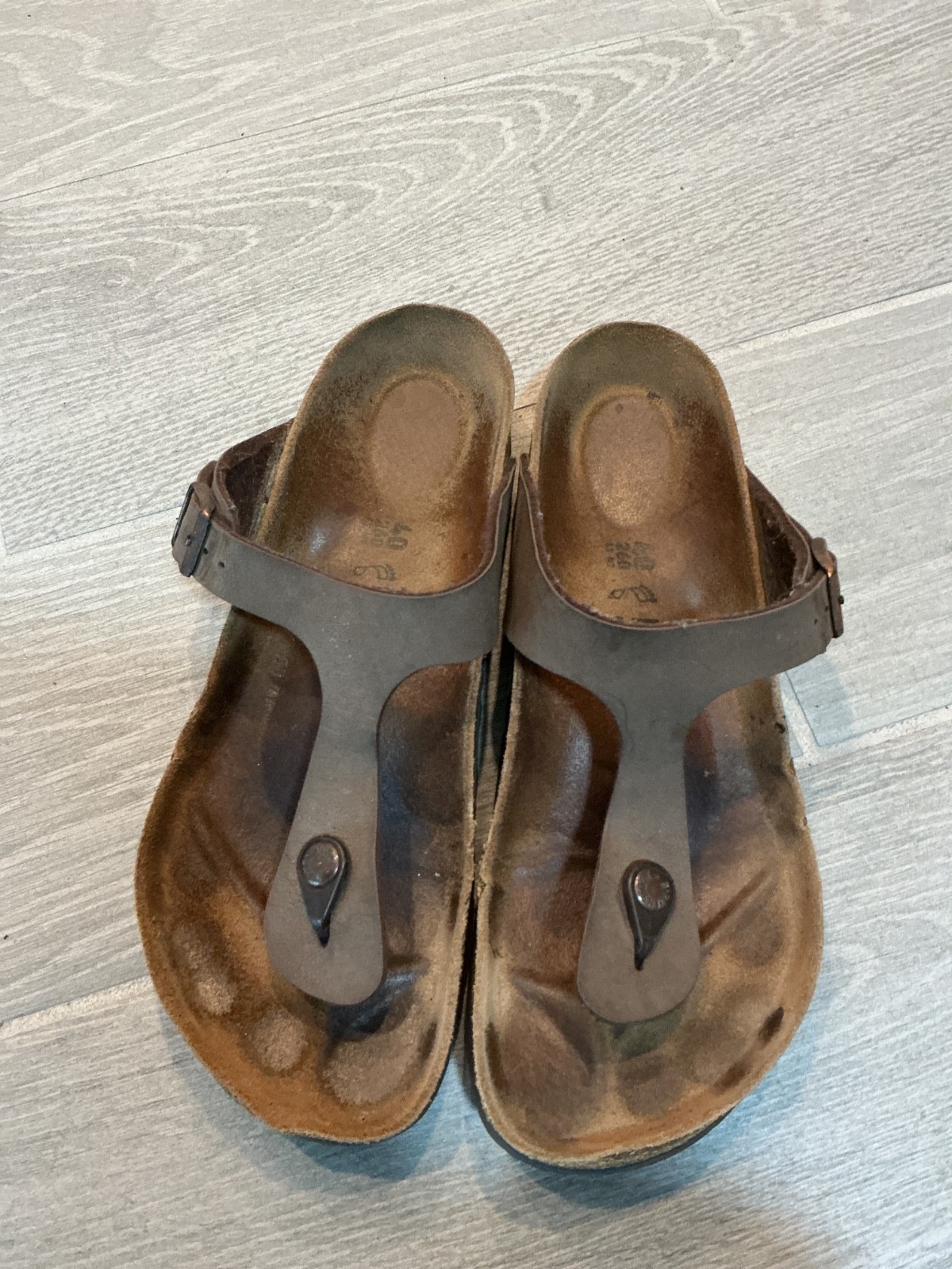 Birkenstock Gizeh Thong Sandals Brown Suede Sz EU 40 US Men 7 Women 9