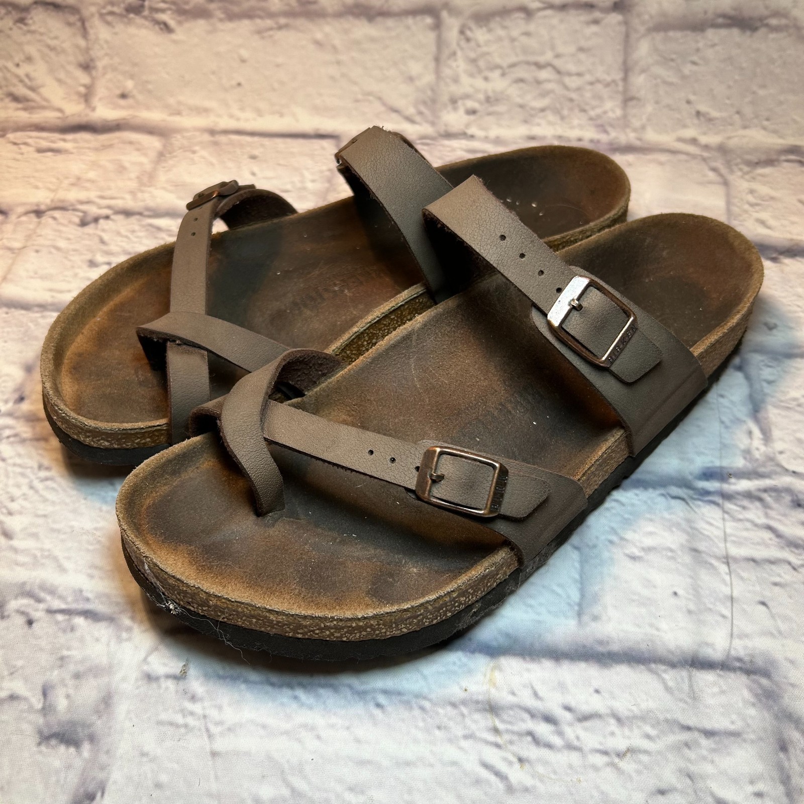 Birkenstock Mayari Birko-Flor Nubuck Thong Sandals Womens 9-9.5 Brown Toe-Loop