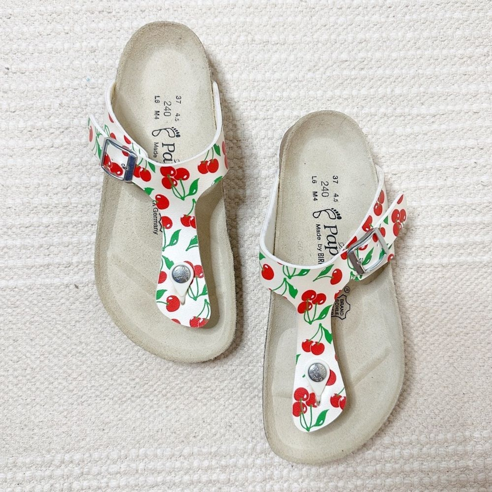BIRKENSTOCK Papillio white with red cherry print Gizeh thong leather sandals 6