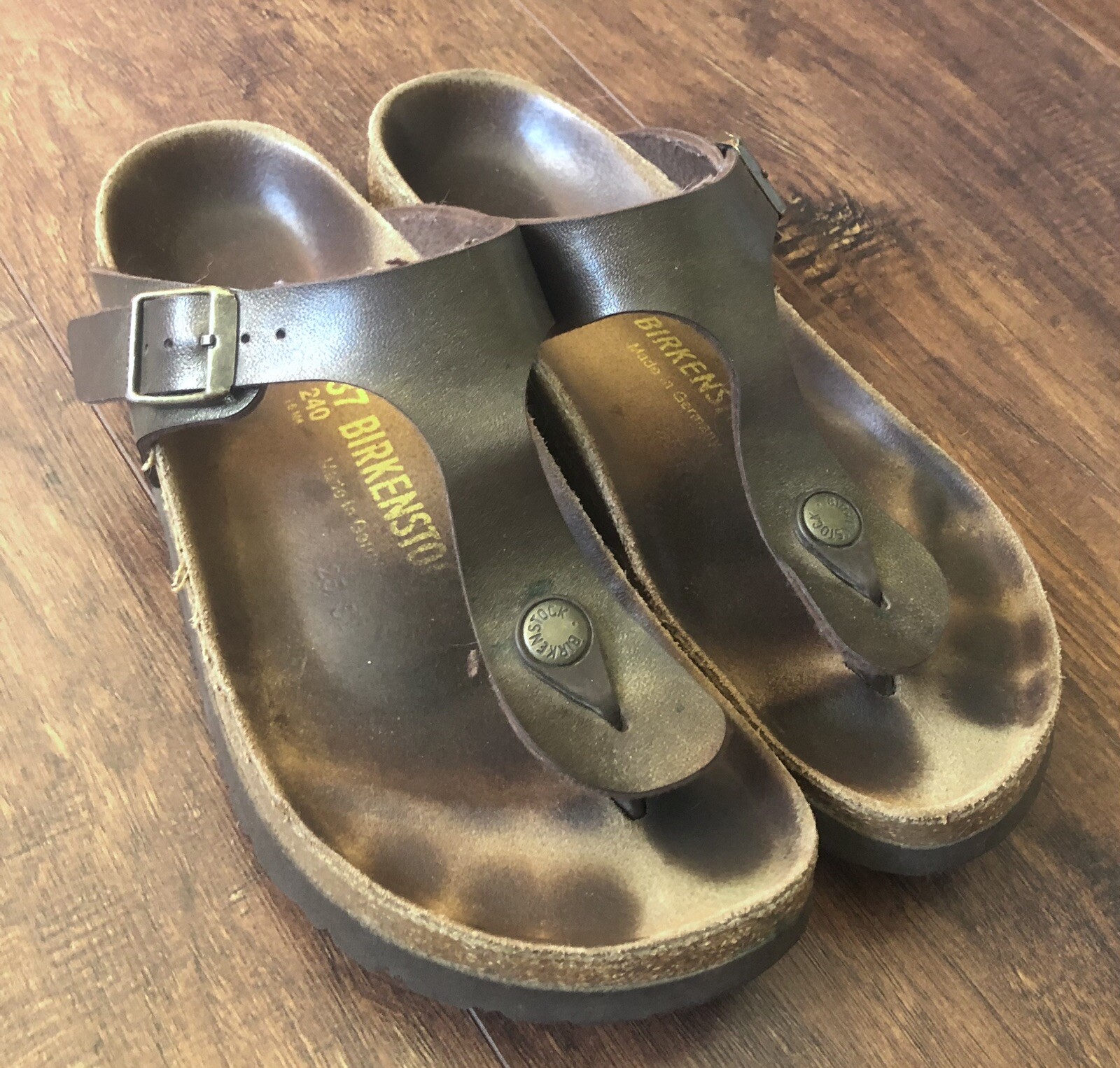 Birkenstock Gizeh Sandals Size EU 37 US 7 Shoe Brown Leather Slip On Thong