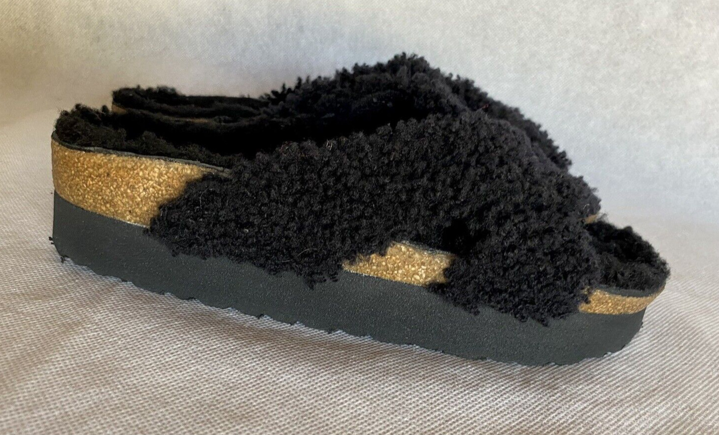 BIRKENSTOCK Papillio Daytona Shearling EU 38 US 7 Narrow Fit Platform Sandals