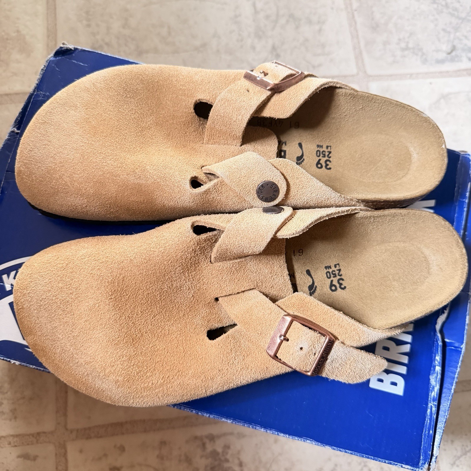 $85  birkenstock boston Latte Cream EU39 US Size 8 “READY TO SHIP”