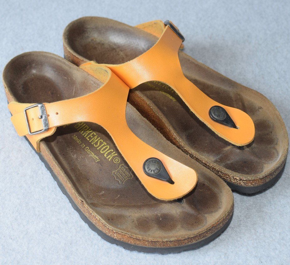 Birkenstock Gizeh Sandals Women Size 7 38 Orange Vegan Leather Buckle Slip On
