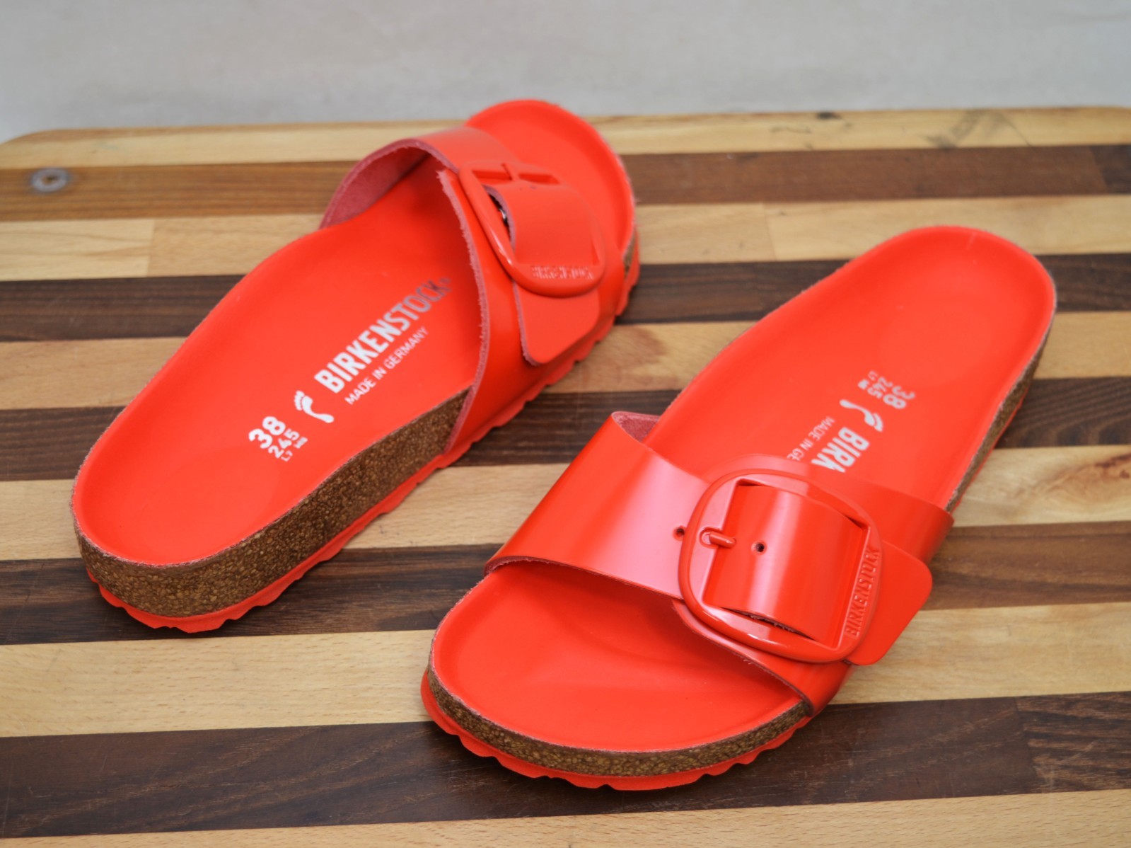Birkenstock Madrid Big Buckle Women’s 8 High Shine Black Patent Leather Sandals.