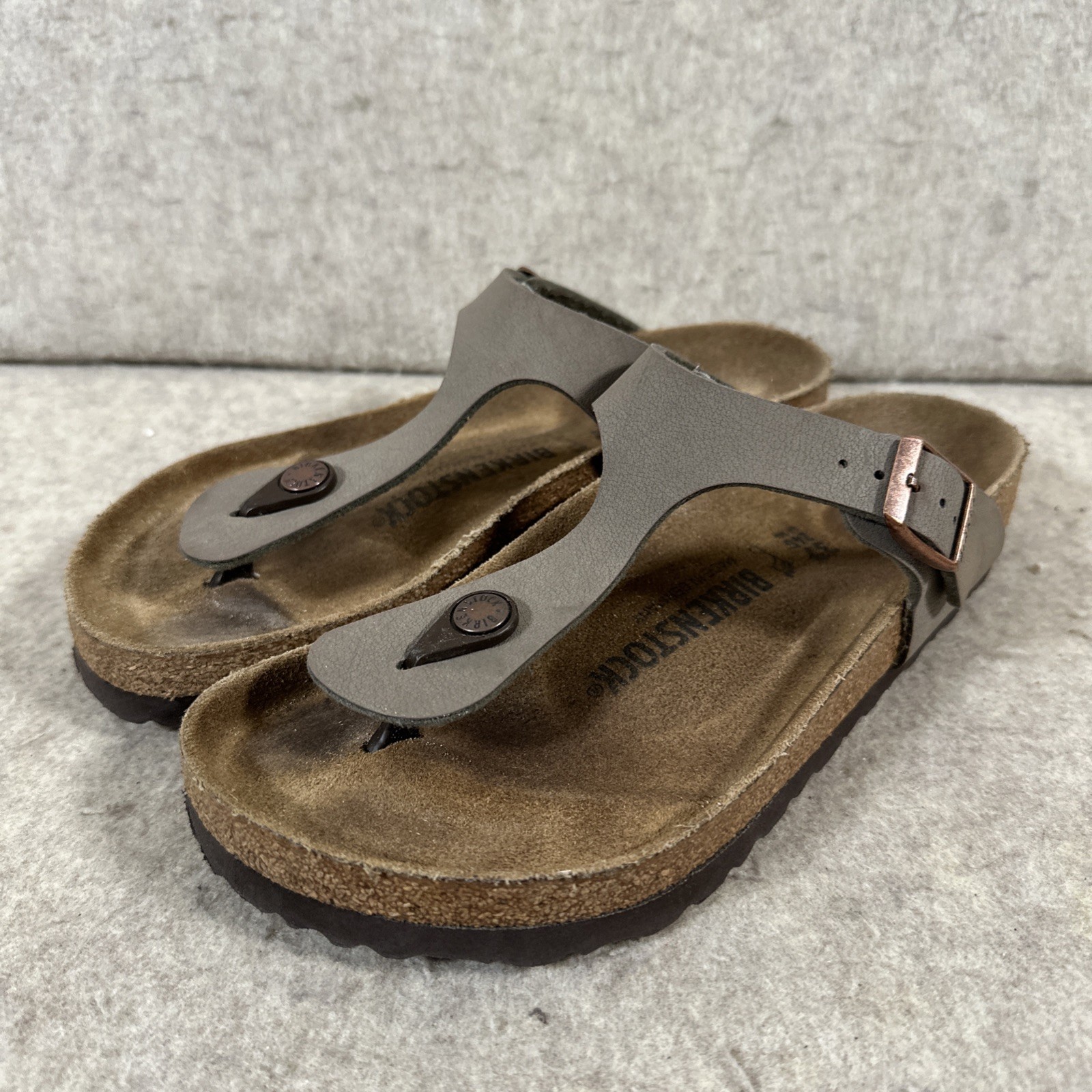 Birkenstock Gizeh Women’s Sandals Size 37 W6 M4 Tan
