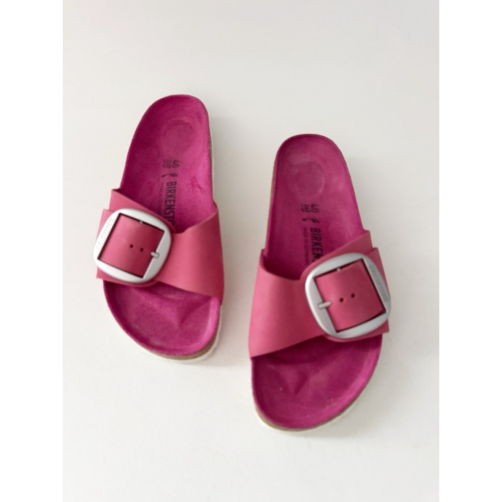 Birkenstock Madrid Big Buckle Sandal EU 40 US 9 Pink Suede Flat Slide Casual