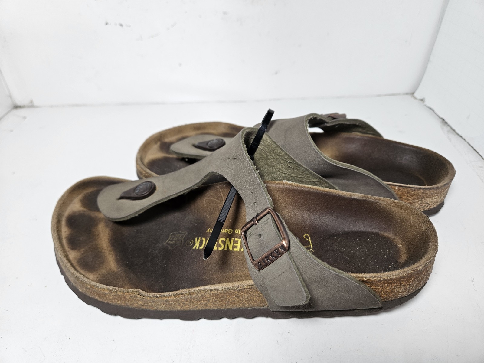 Birkenstock Gizeh T-strap Brown Thong Leather Sandal Womans Size 7