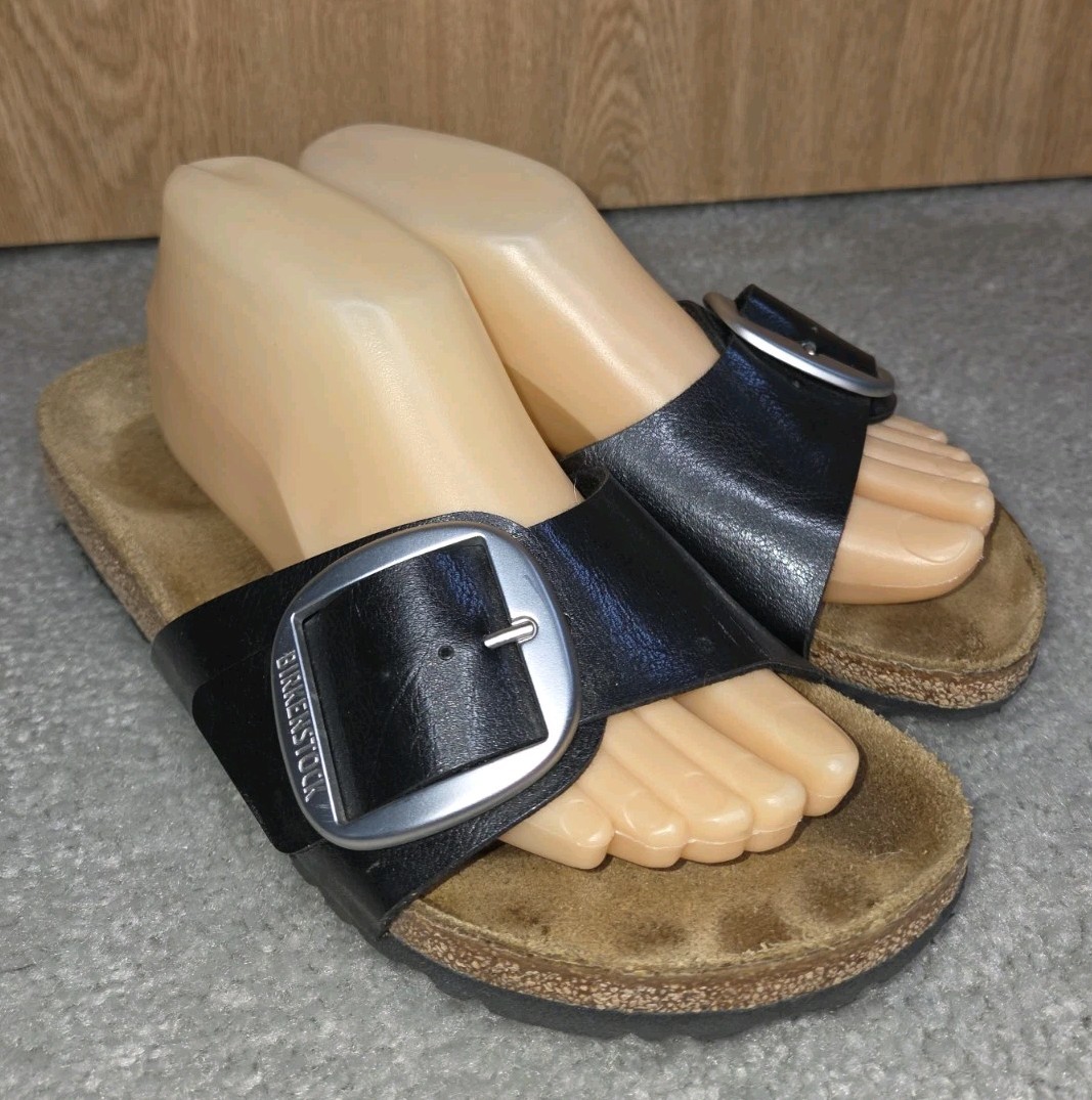 Birkenstock women’s Madrid big buckle size 10 Graceful licorice
