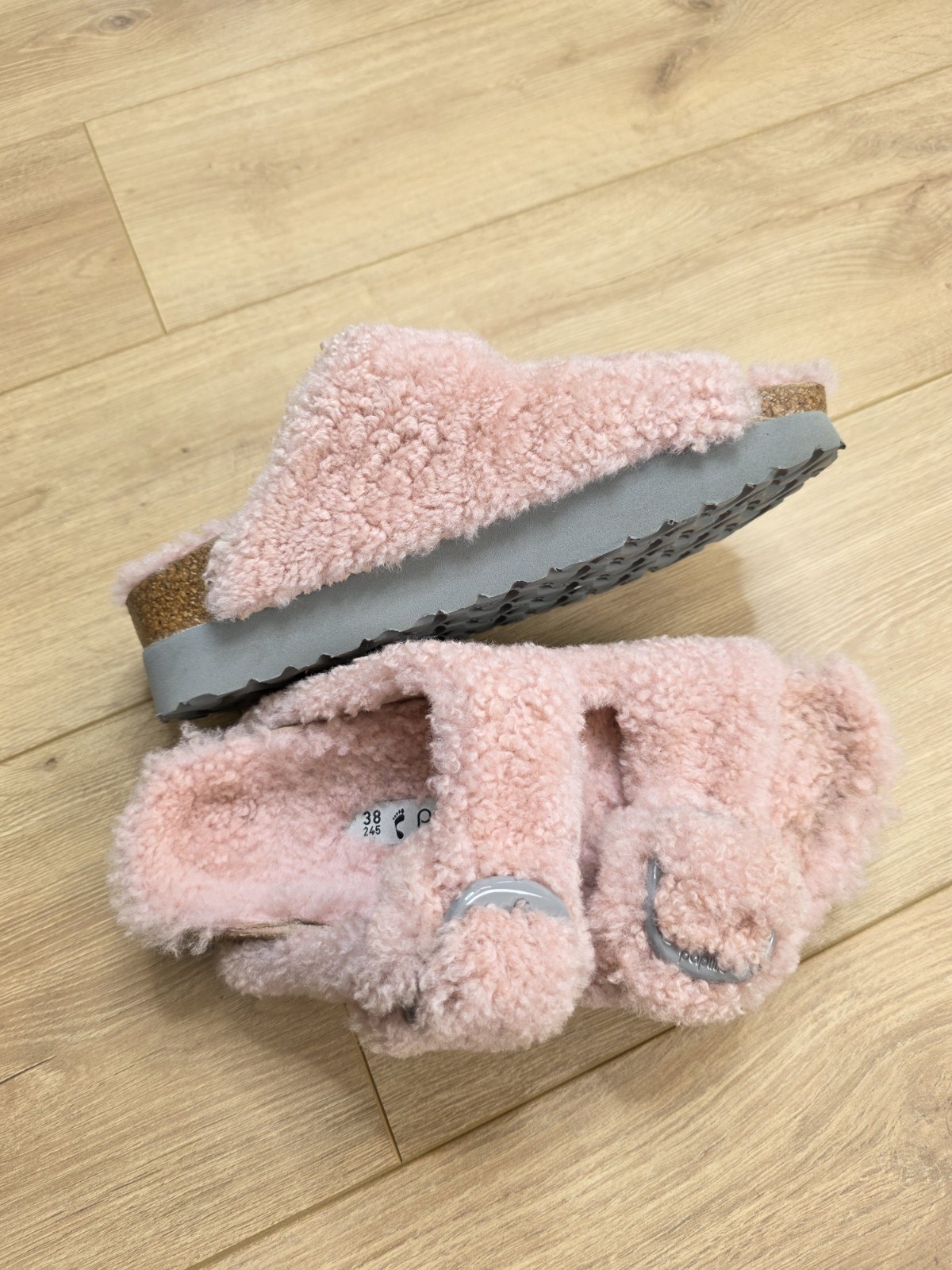 Birkenstock Papillio Arizona Big Buckle Pink Shearling Sandals Women’s 38 US 7