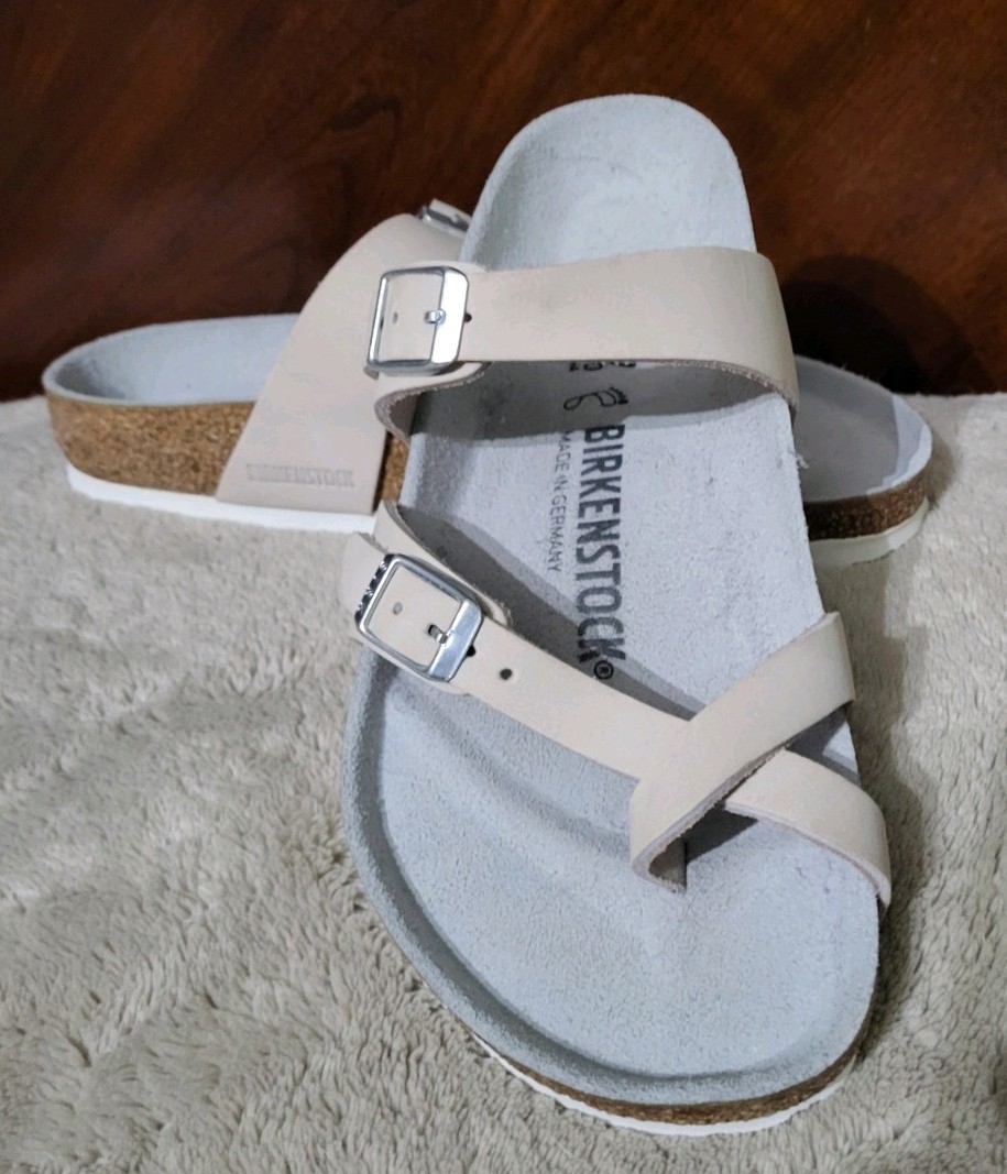 New Birkenstock Mayari Adjustable  Criss-Cross Strap And Toe Loop Size 37/6-6.5