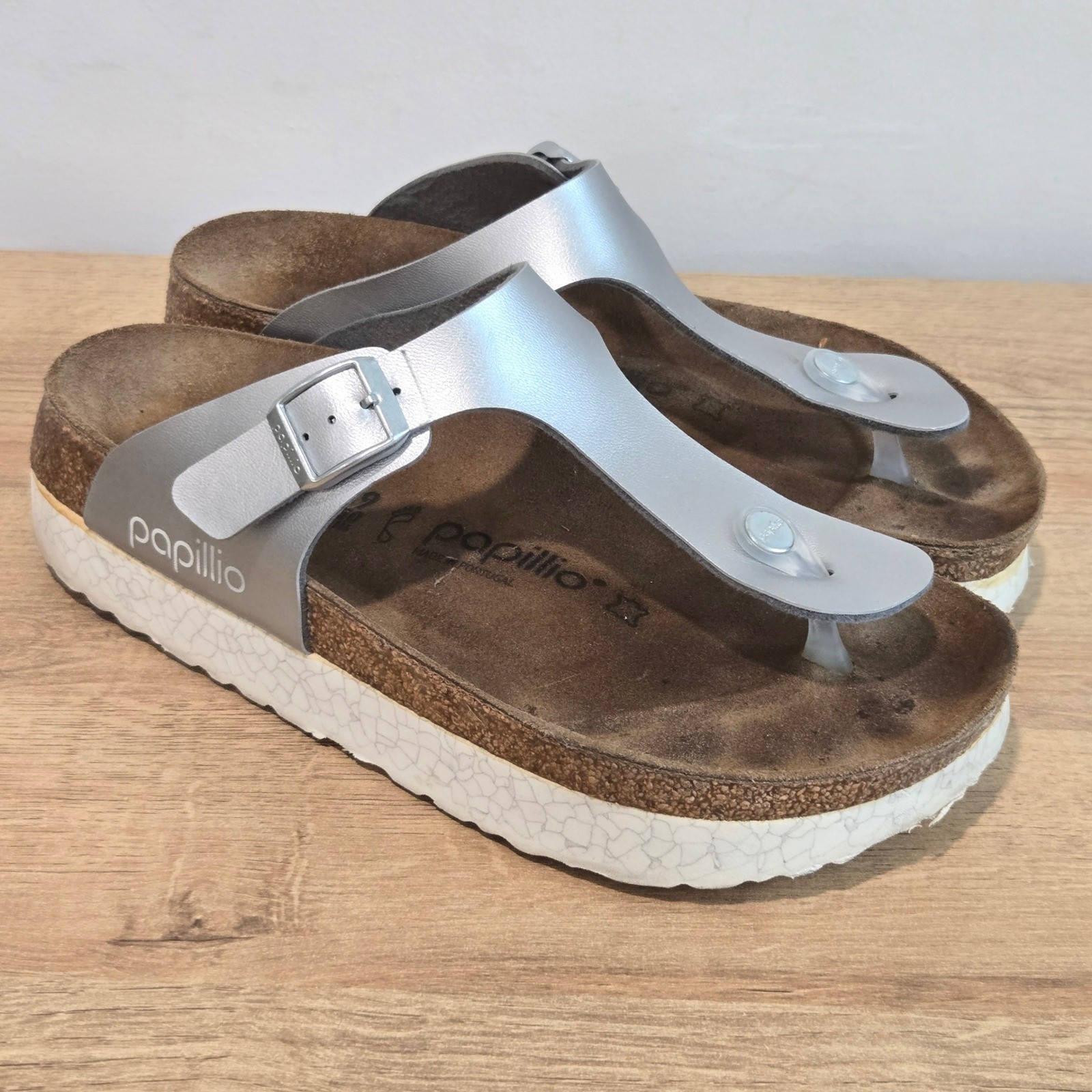 Papillio Birkenstock Gizeh Platform Sandals Womens 39 L8 Silver Metallic Beach