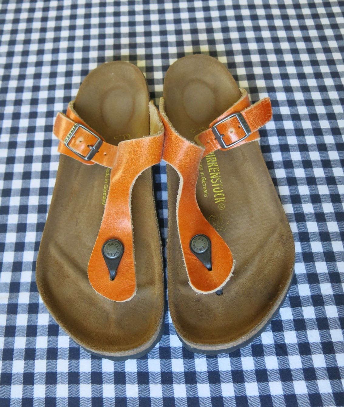 Birkenstock Gizeh leather sandals in orange EU 39 US women’s 8-8.5 regular/wide