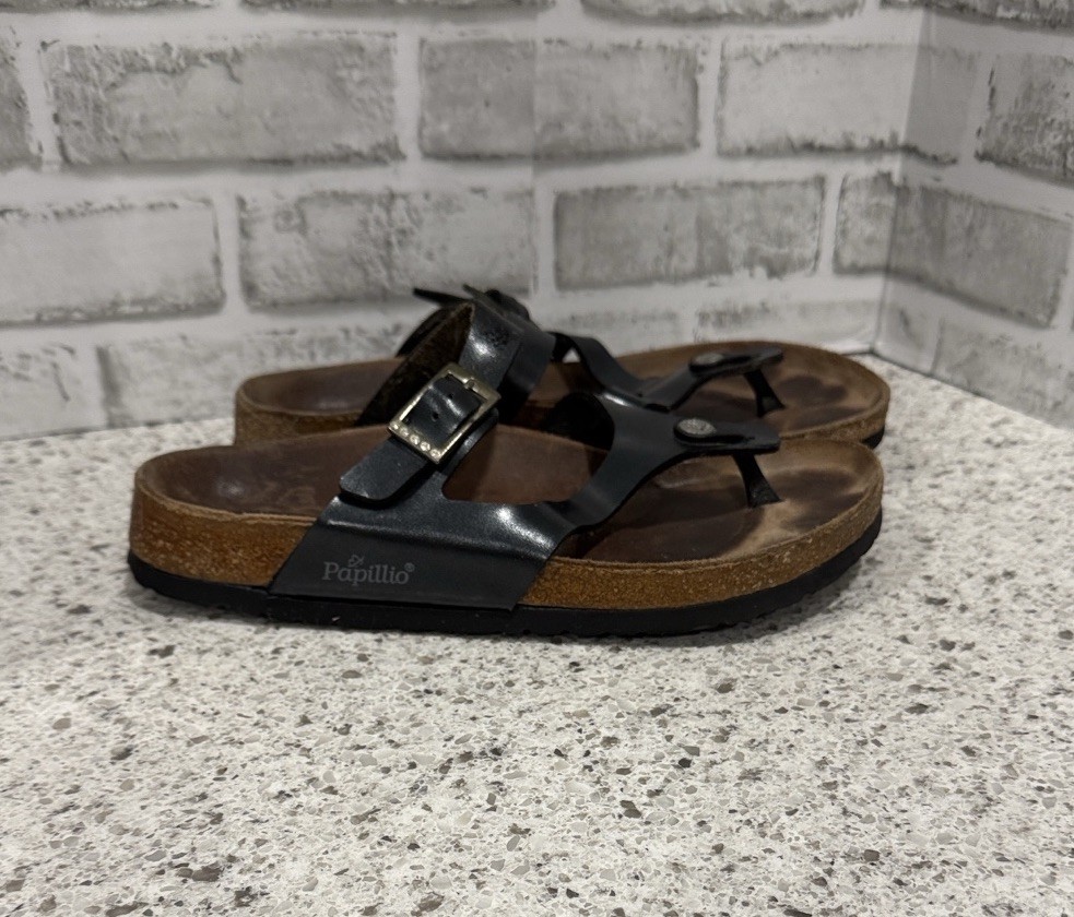Women’s Papillio Birkenstock Black Glossy Sandals Size 9