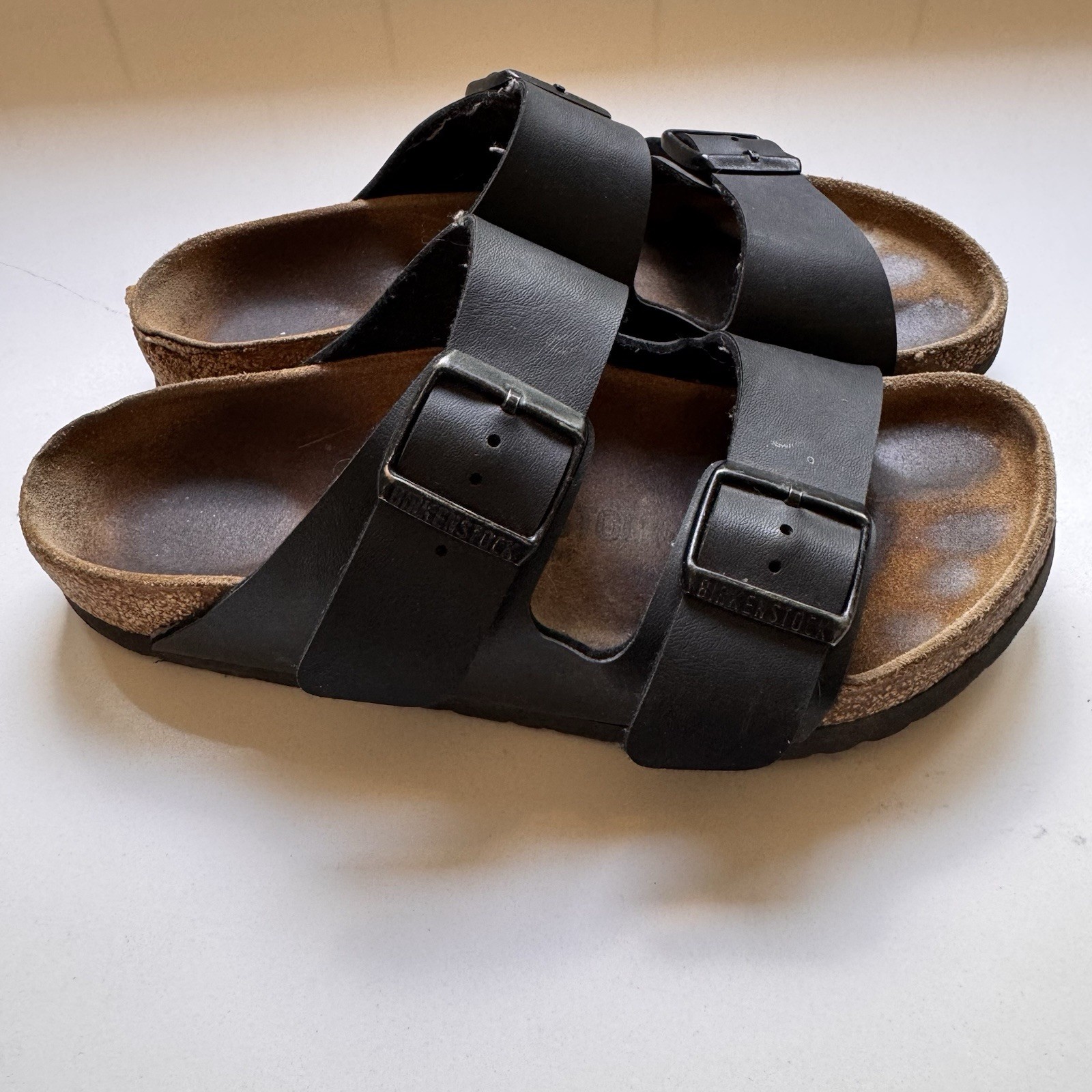 Birkenstock Arizona Sandals 37 6 Women Black Leather Footbed Two Strap Comfort