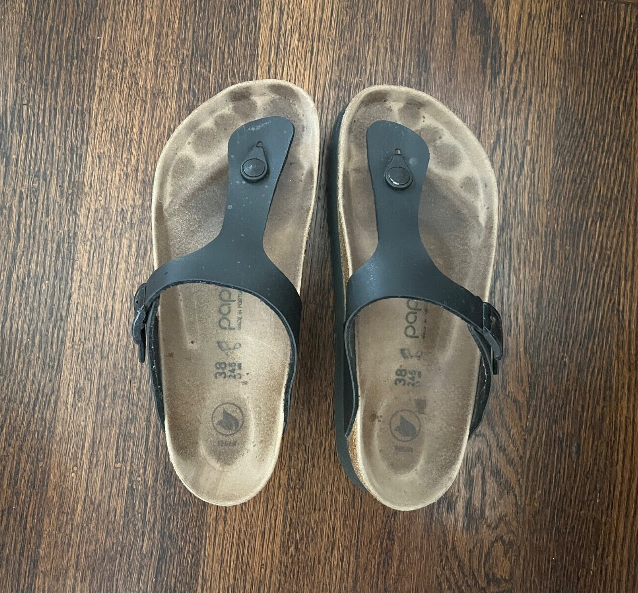 Woman’s Birkenstock Papillio,  Gizeh Platform Sandal, size 38