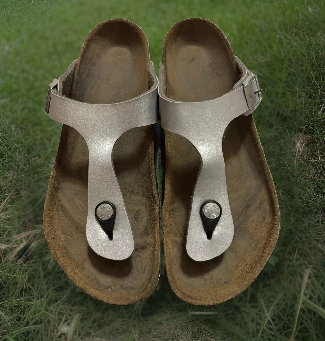 Birkenstock Gizeh Standard Fit Silver Synthetic Leather Ladies 7 – EU 38