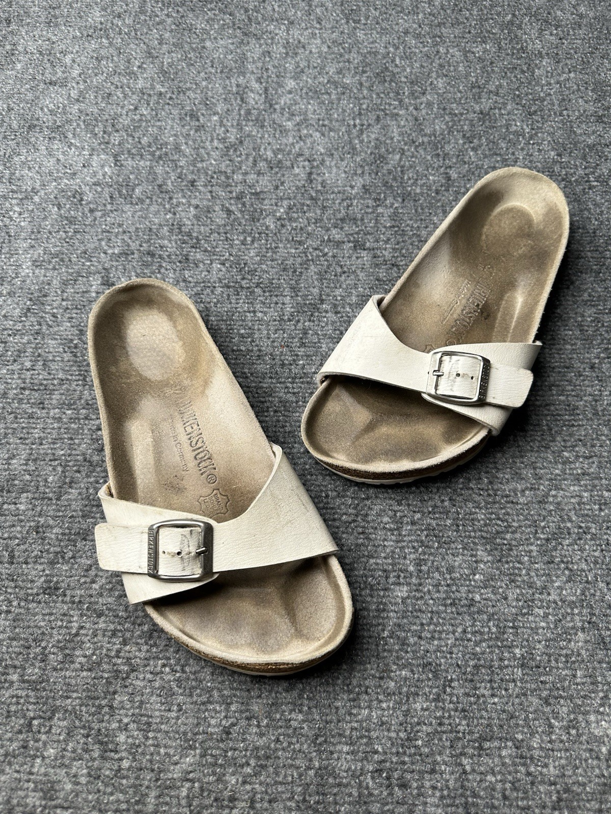 Womens Sandals Birkenstock Madrid White Leather Buckle, Size US 6 EU 37