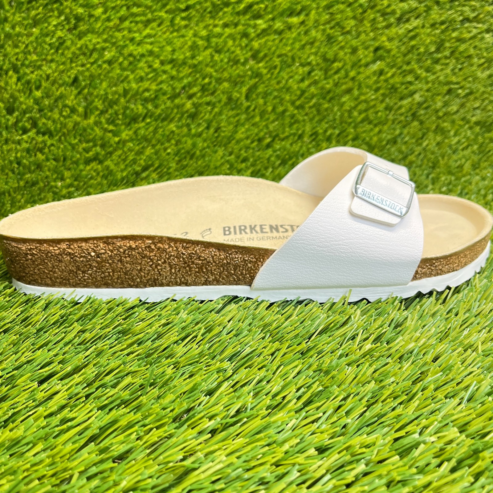 Birkenstock Madrid Birko-Flor Mens Size 9 Womens 11 White Walking Slide Sandals