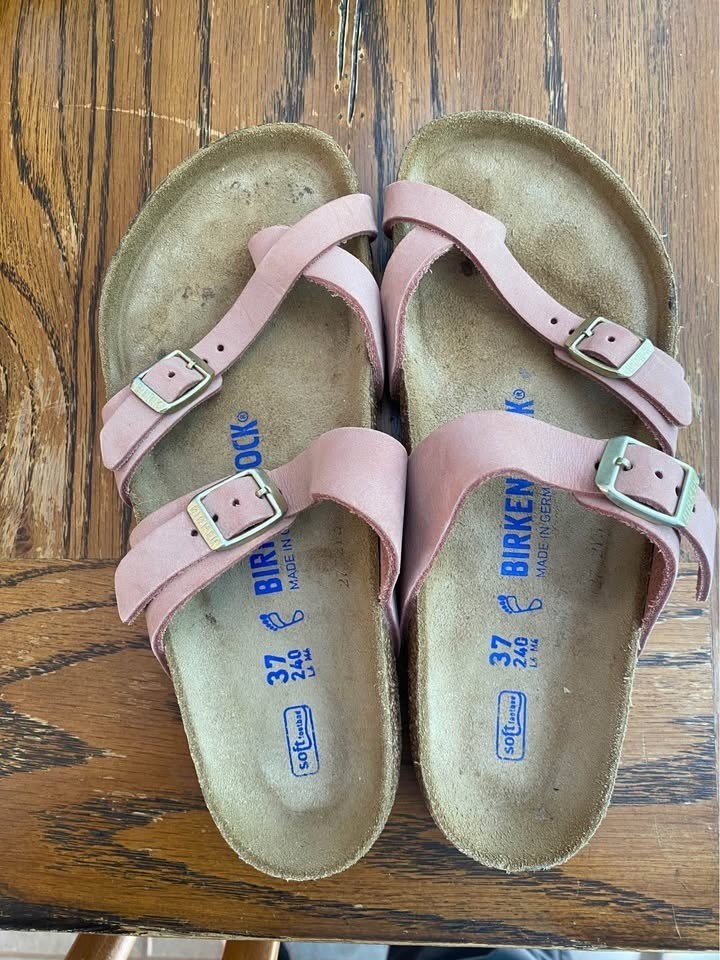Birkenstock Mayari Soft Footbed Sandals Pink Women’s Size 6 (EU 37)