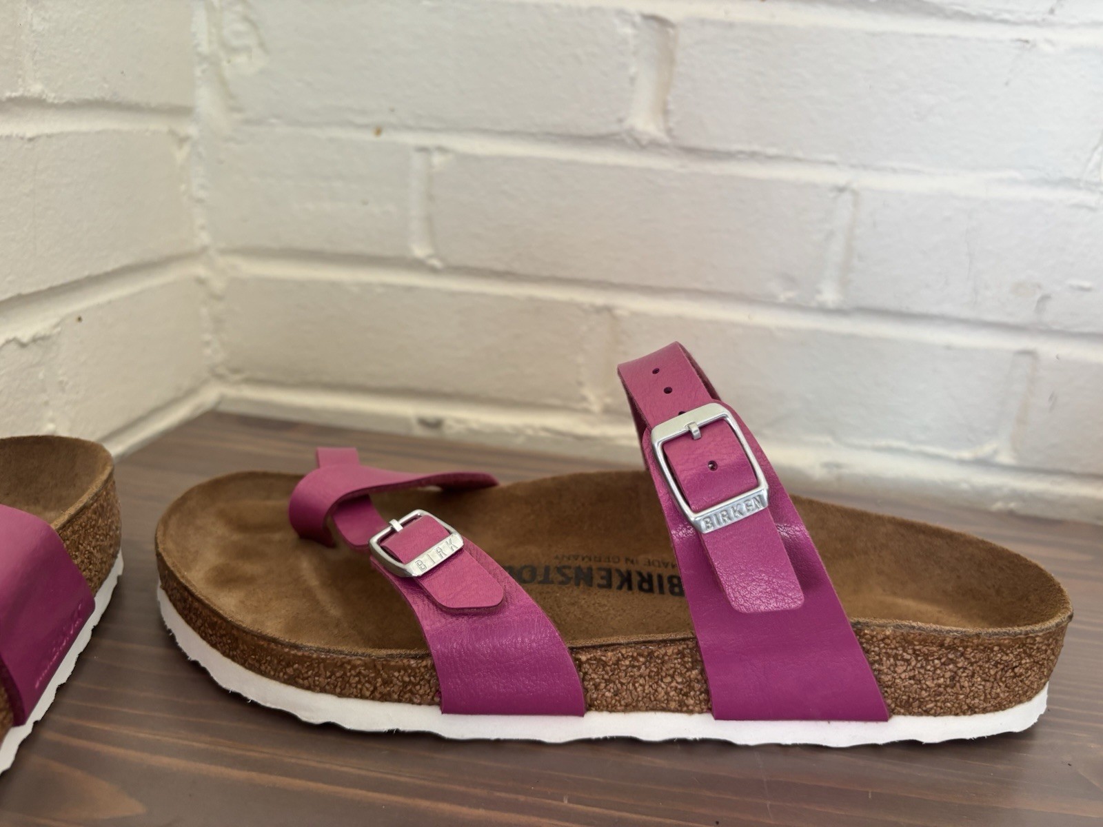 Birkenstock Mayari Magenta Haze Toe Loop Sandals Size EU 40 US 9