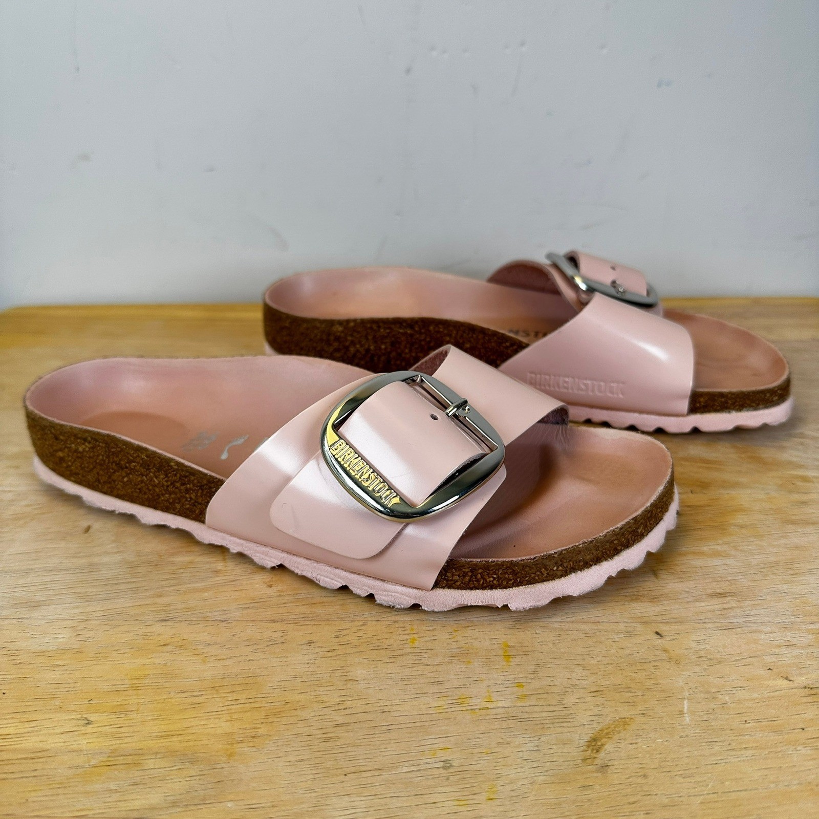 Birkenstock Madrid Big Buckle High Shine Sandals Womens 36 Light Rose Pink