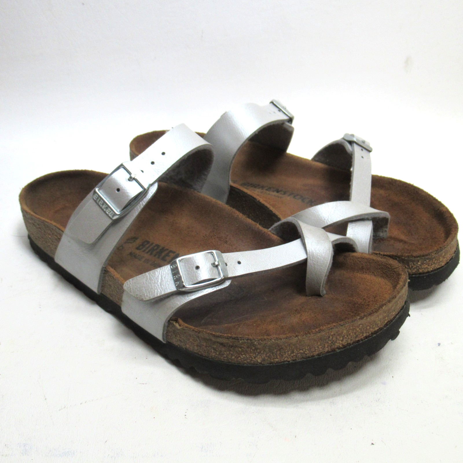 Birkenstock  Mayari Silver Leather Sandals 38 US 7.5 Birko Flor Slip On Buckles