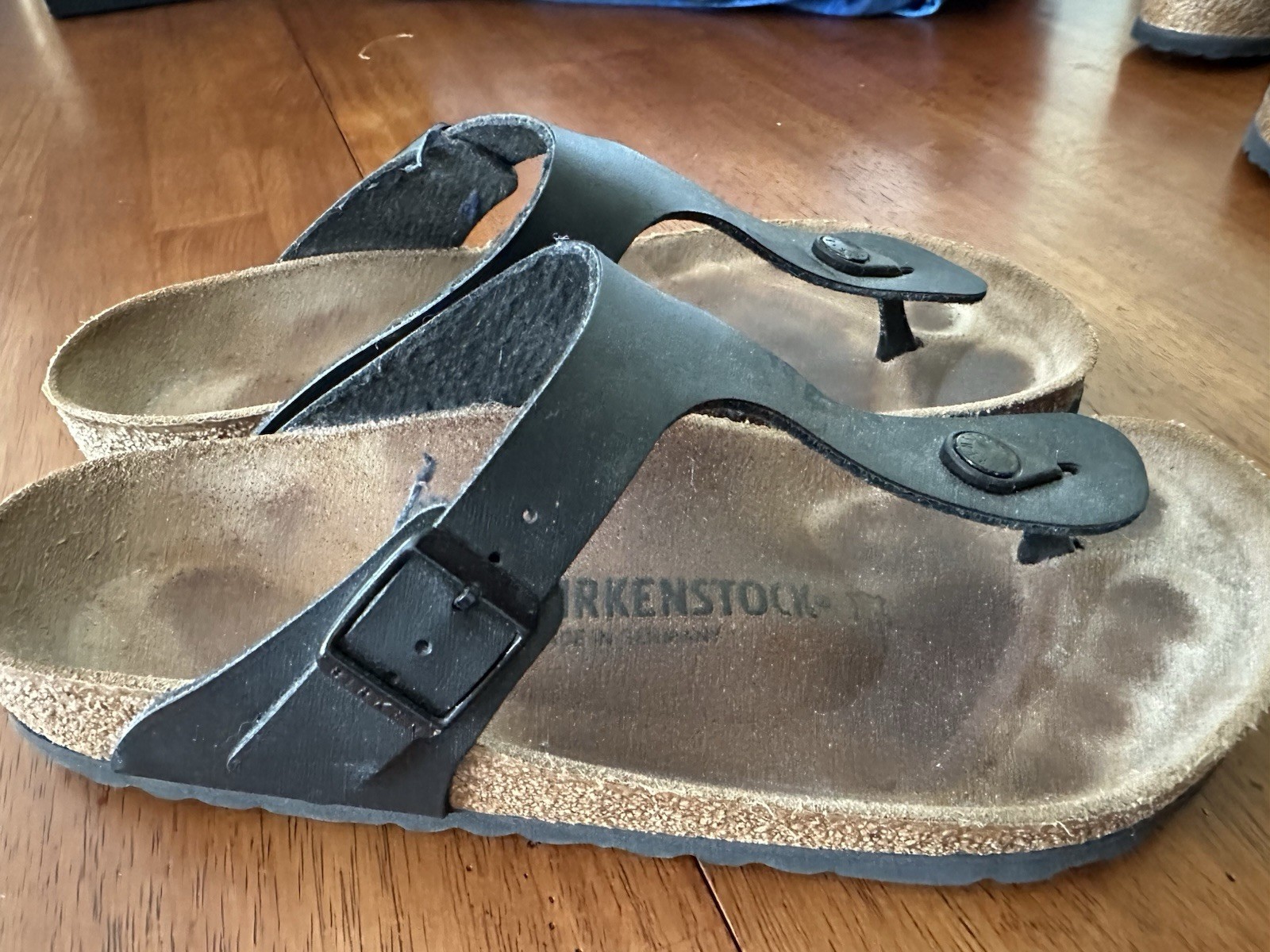 Birkenstock Gizeh Size 40 Regular  Black Sandals