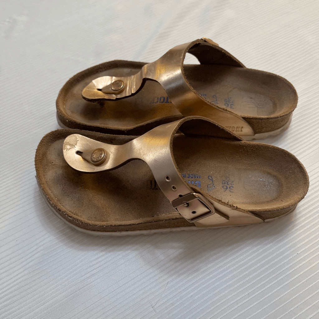 Birkenstock Gizeh Metallic Copper Sandals Size 36 US 5-5.5